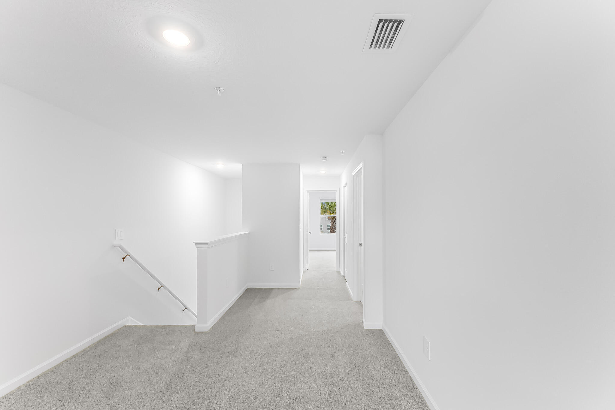 587 Salisbury Circle