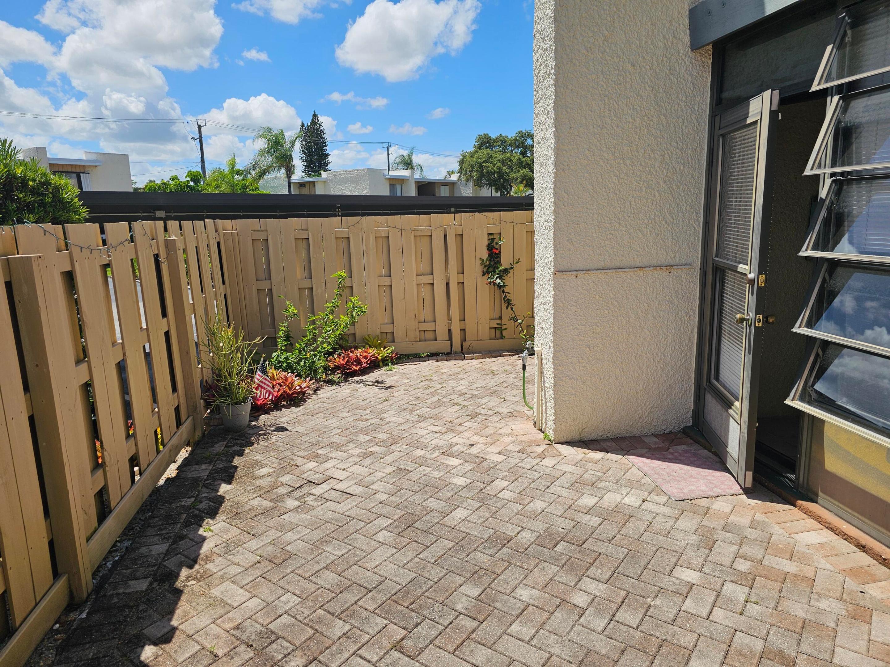 1500 NE 13th Terrace G6