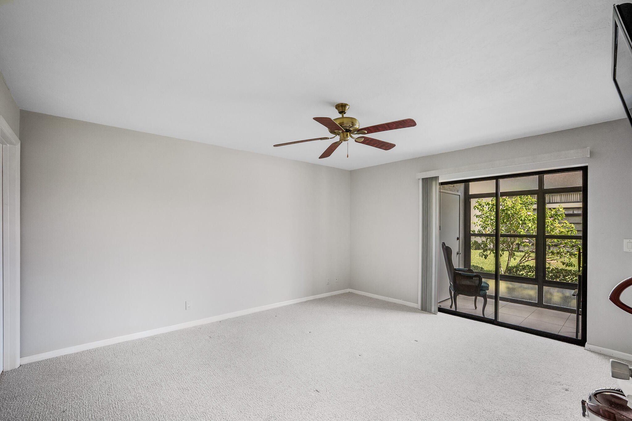 361 SW South River Drive 101