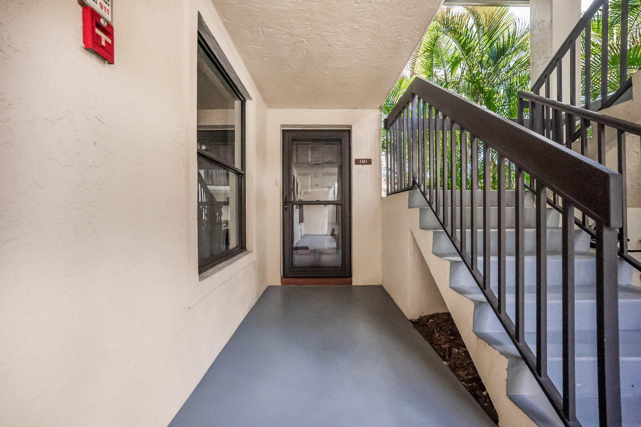 361 SW South River Drive 101