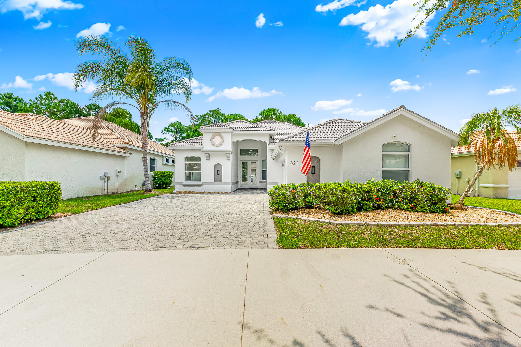 623 SW Lake Charles Circle, Port St. Lucie