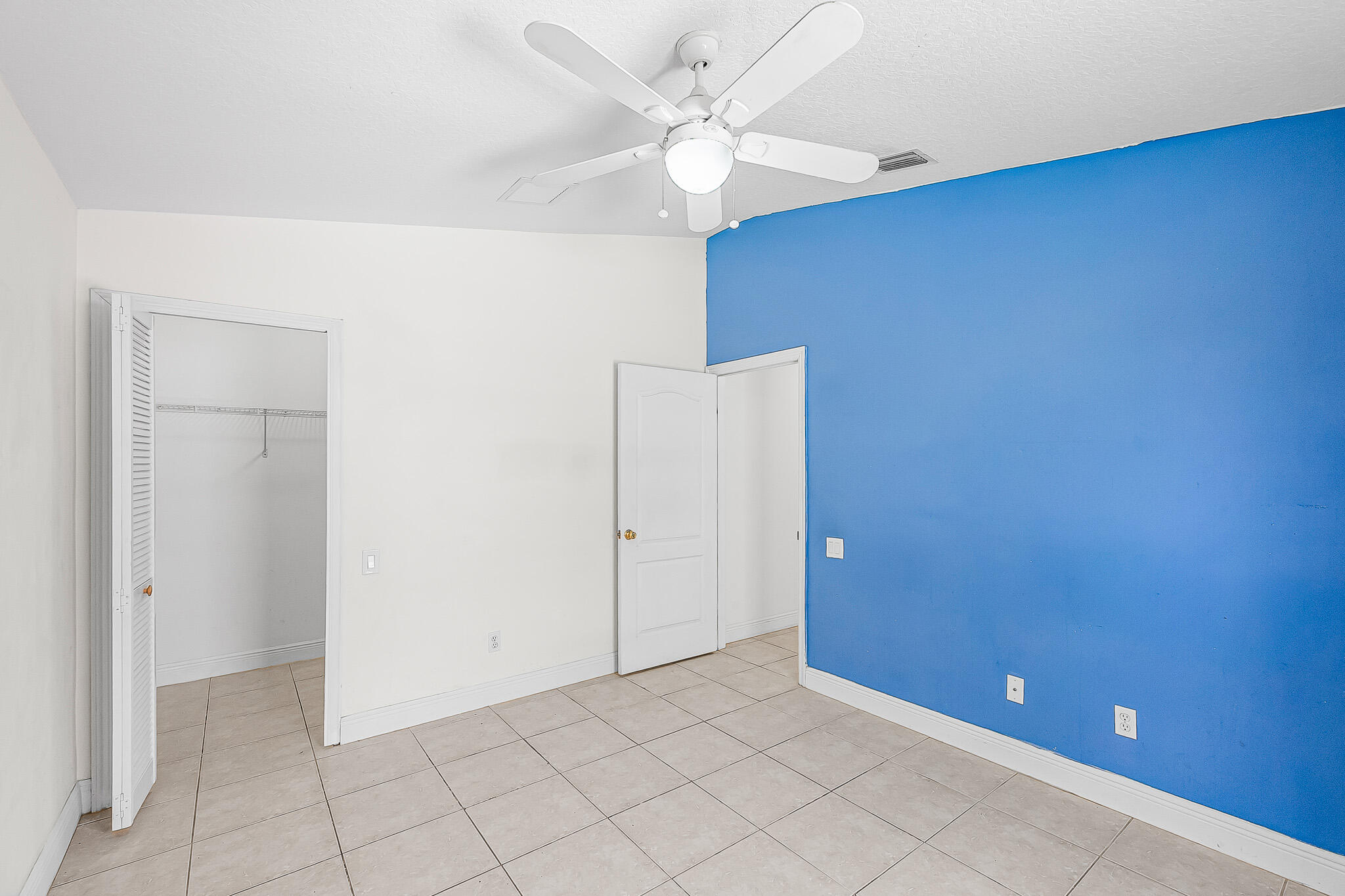 524 SE Nome Drive, Port St. Lucie