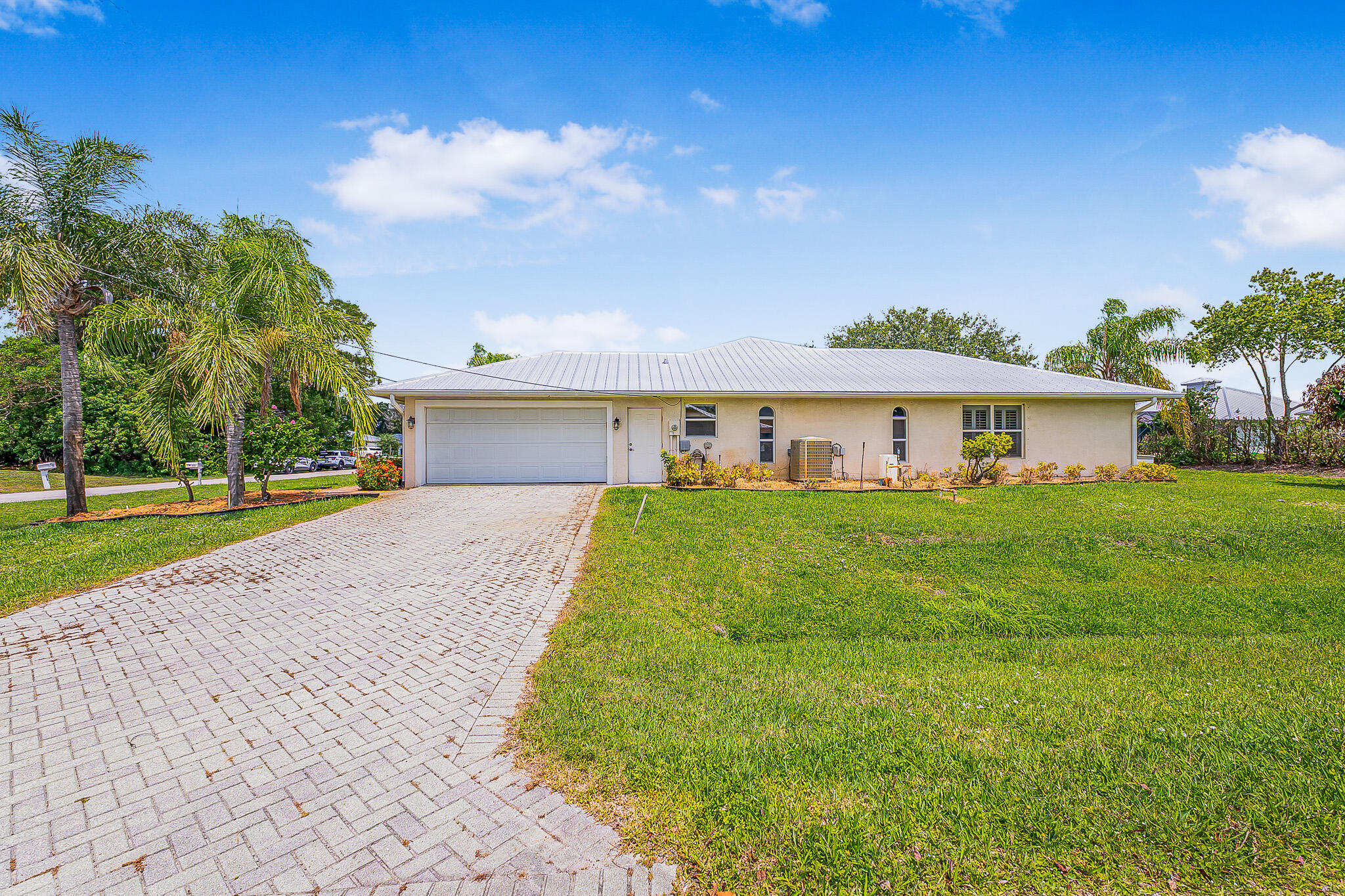 524 SE Nome Drive, Port St. Lucie