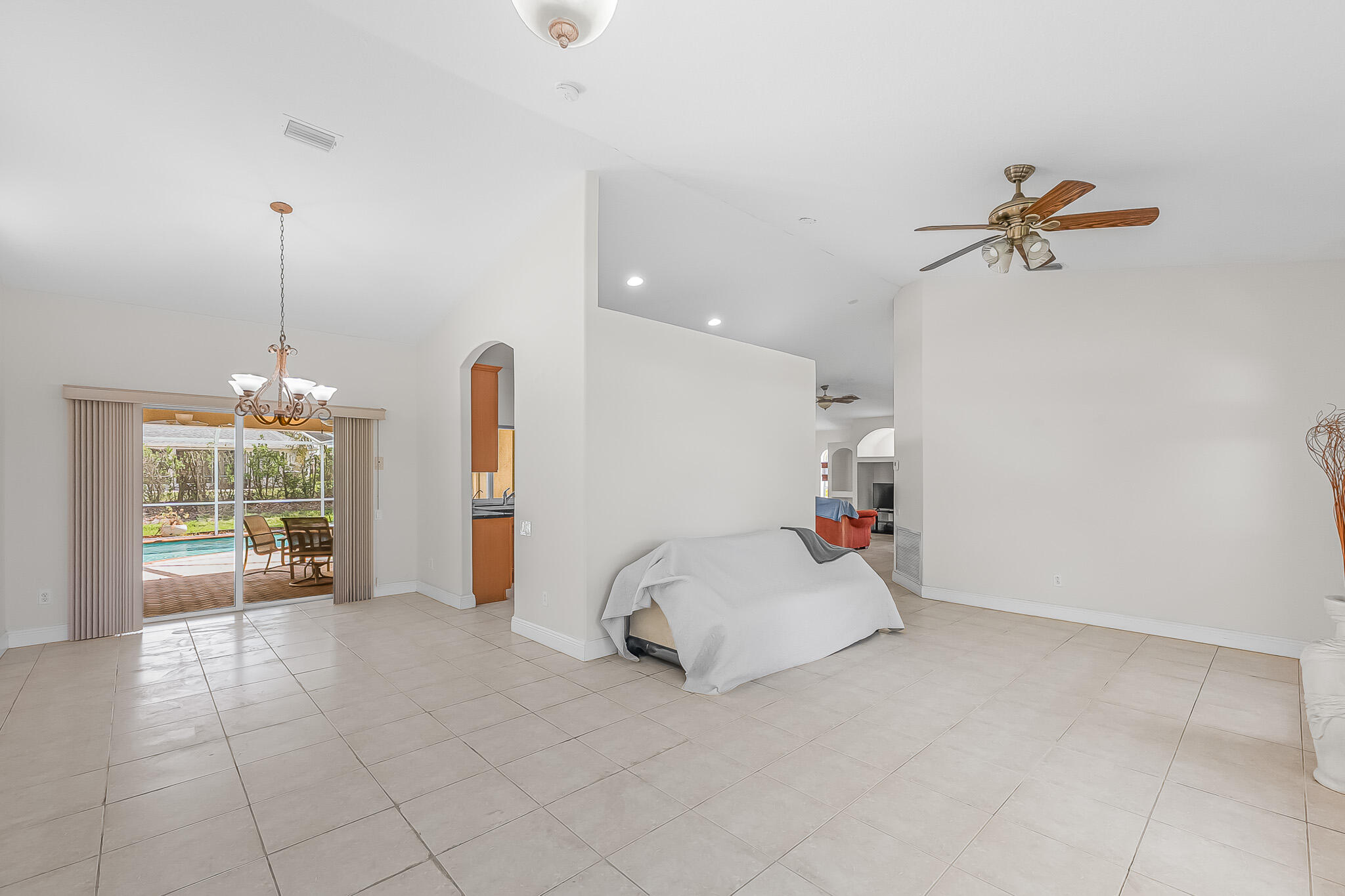 524 SE Nome Drive, Port St. Lucie
