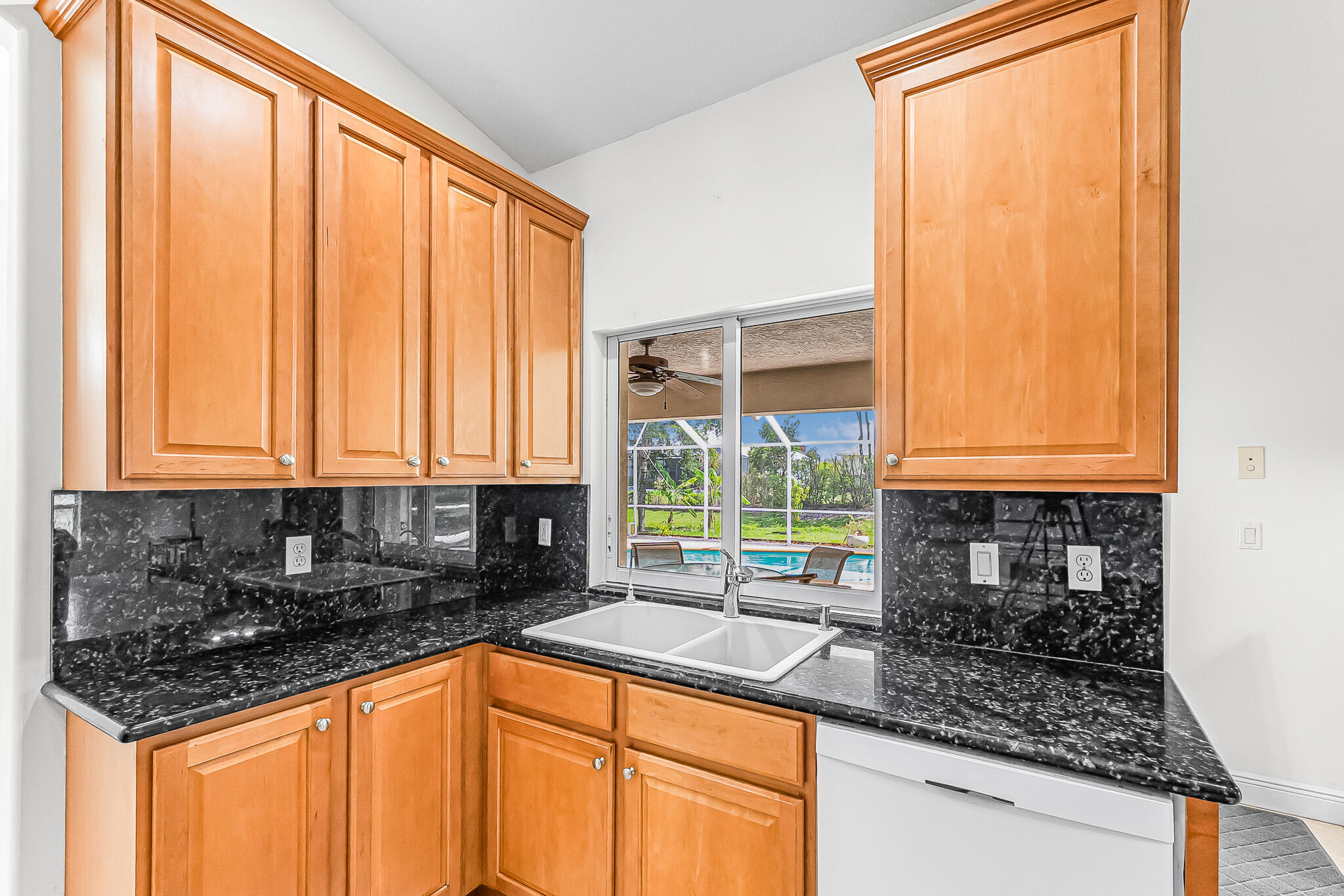 524 SE Nome Drive, Port St. Lucie