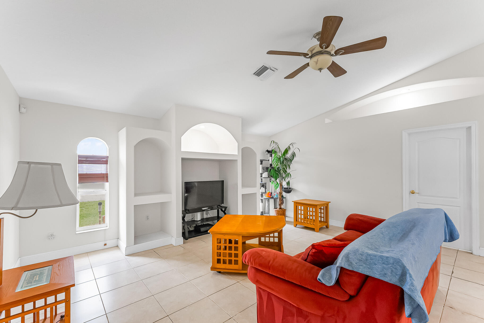 524 SE Nome Drive, Port St. Lucie