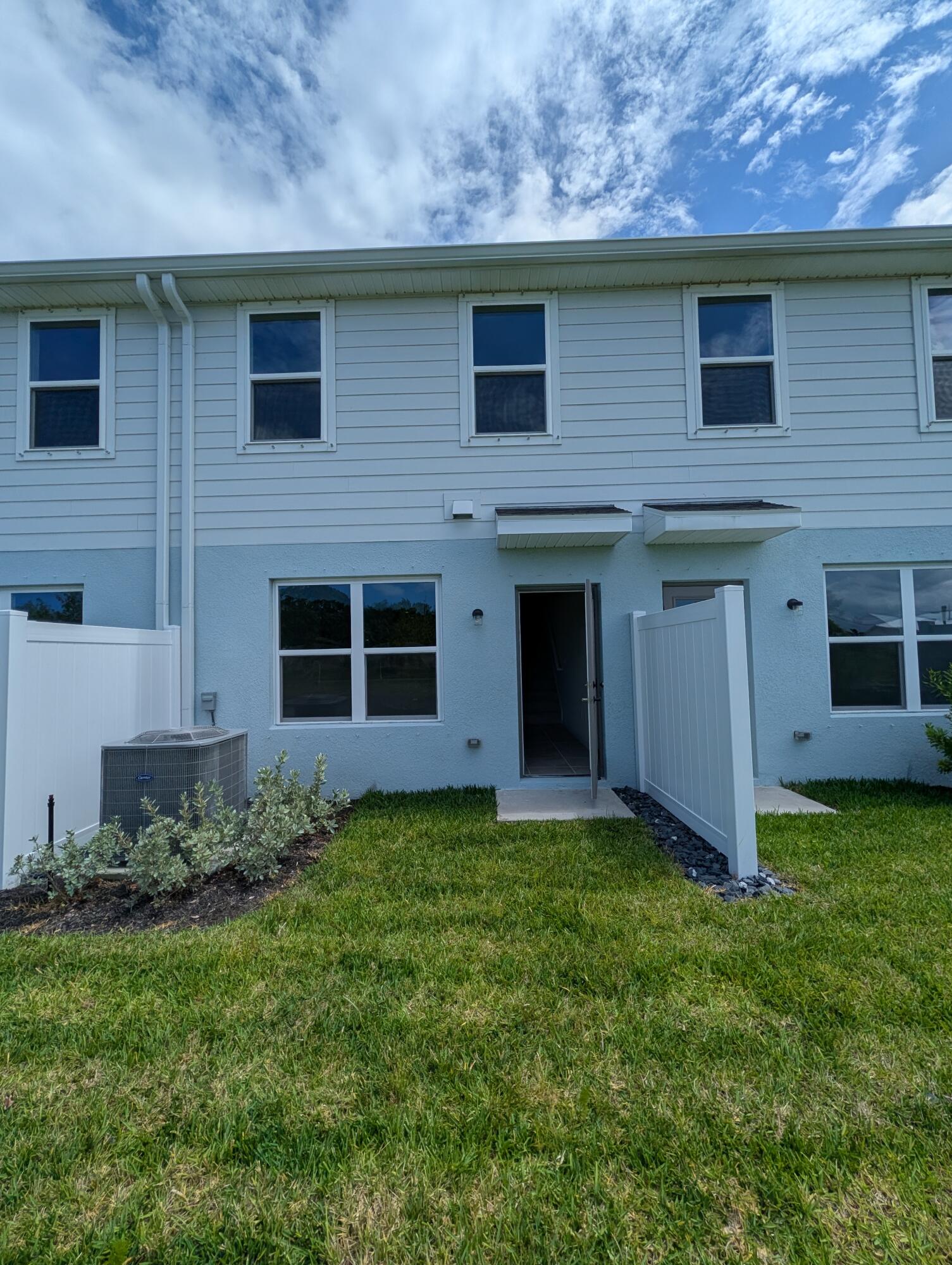 106 Savannah Lakes Boulevard
