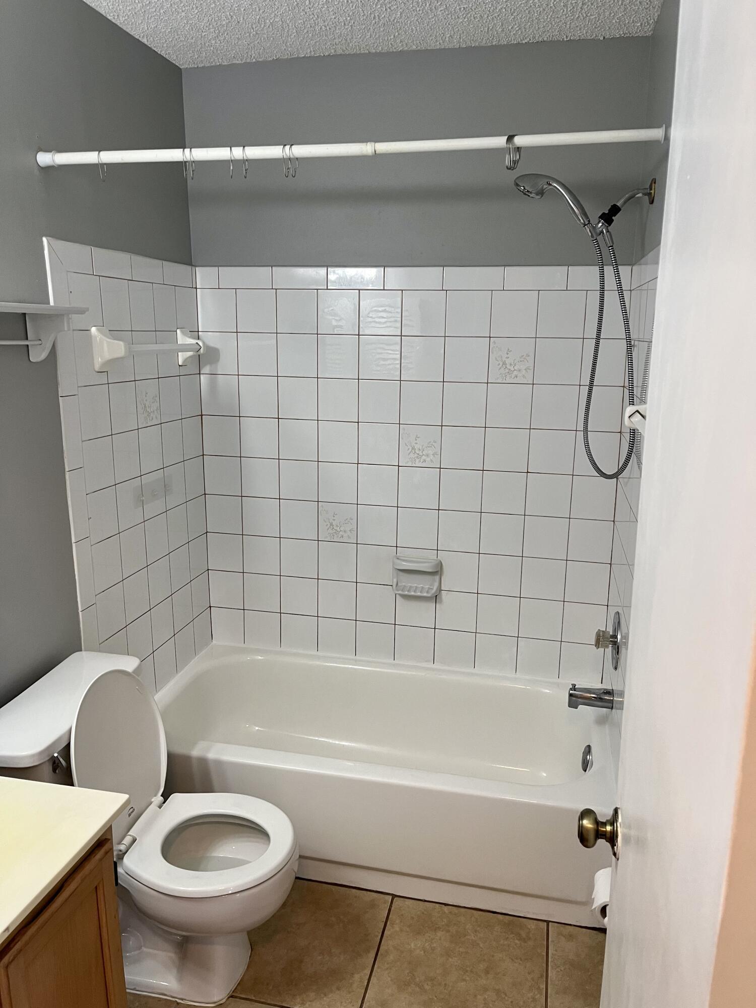 2470 SE Garden Terrace 502, Port St. Lucie Unit: 502