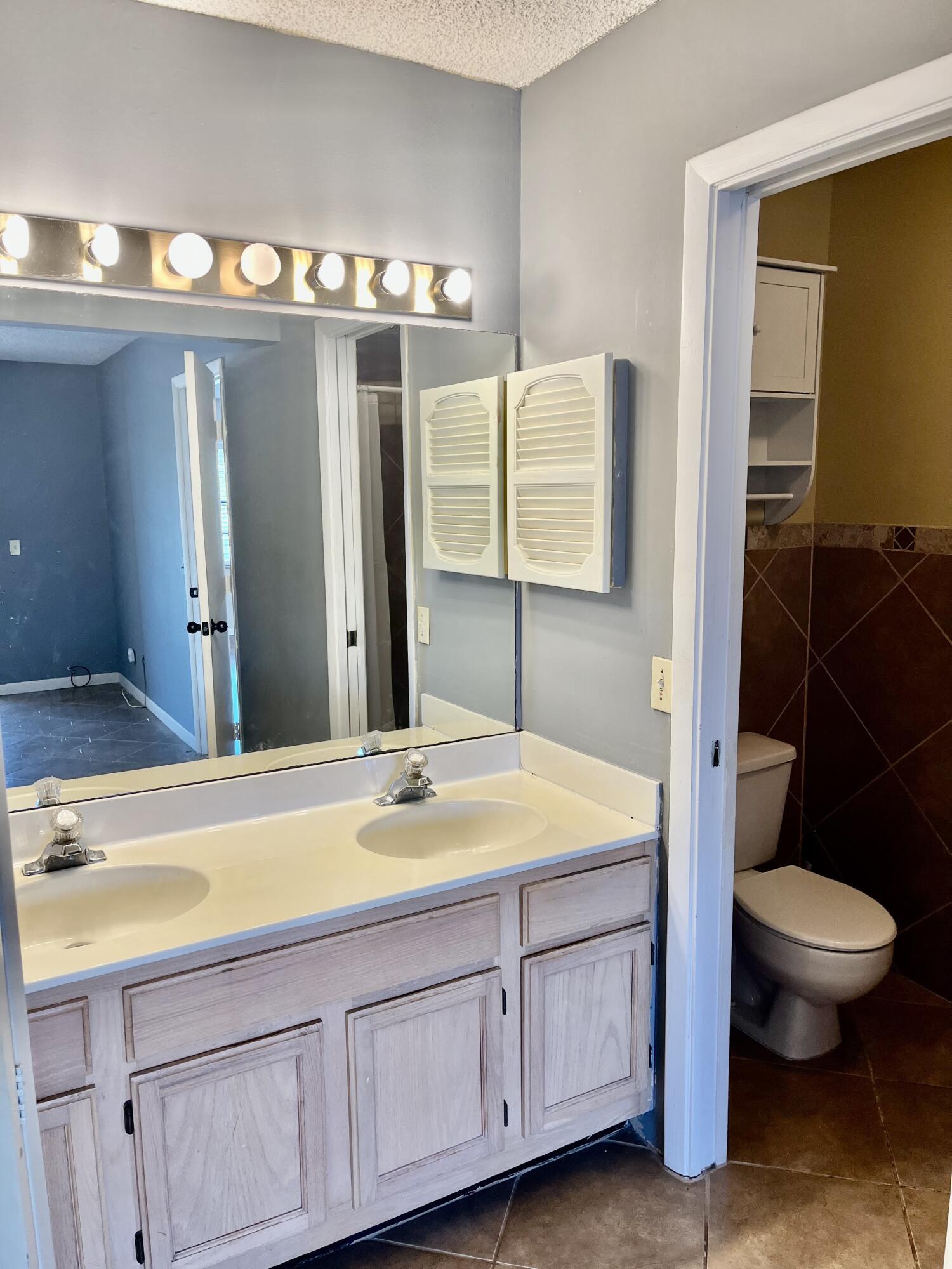 2470 SE Garden Terrace 502, Port St. Lucie Unit: 502