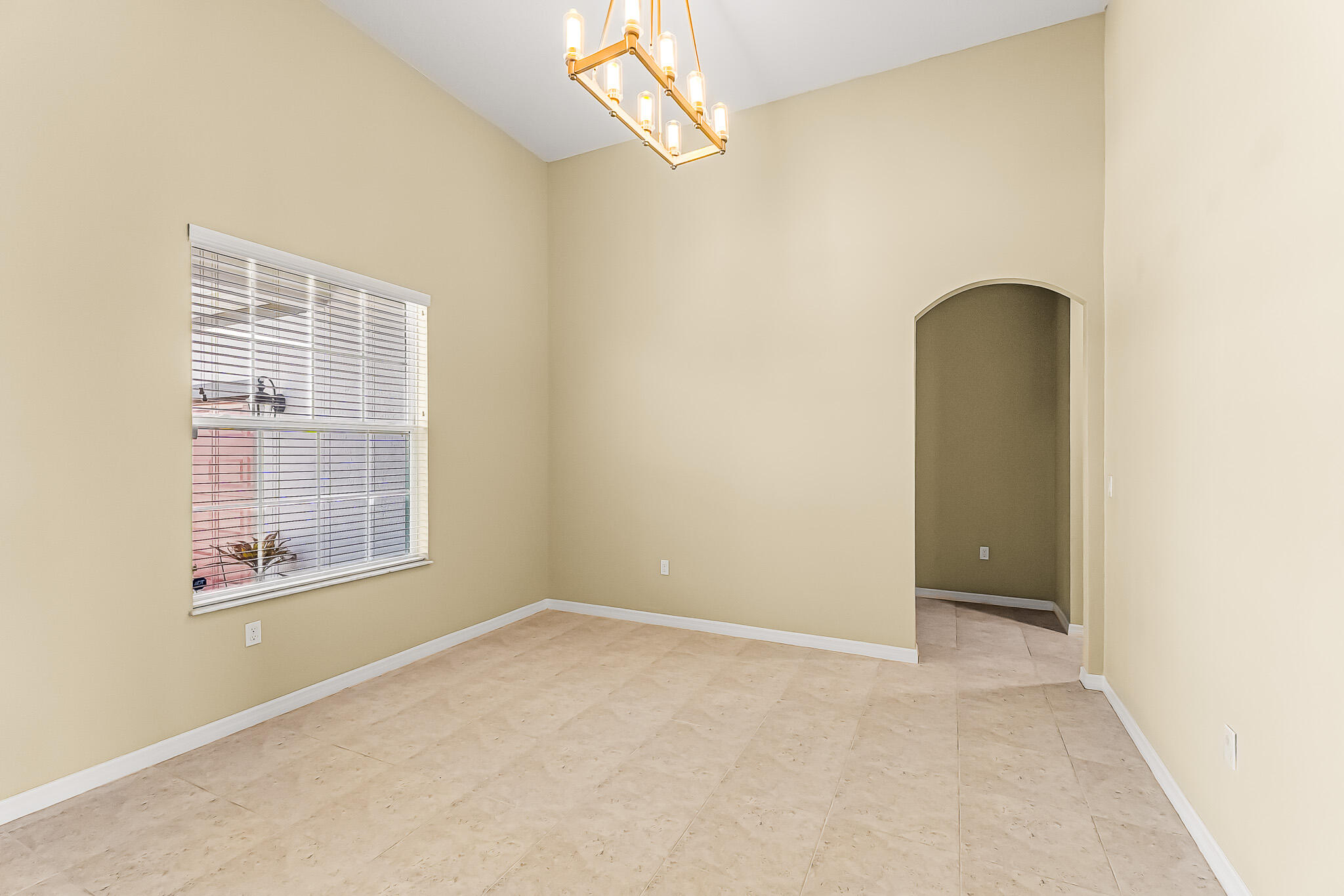 1717 SW Catalonia Street, Port St. Lucie