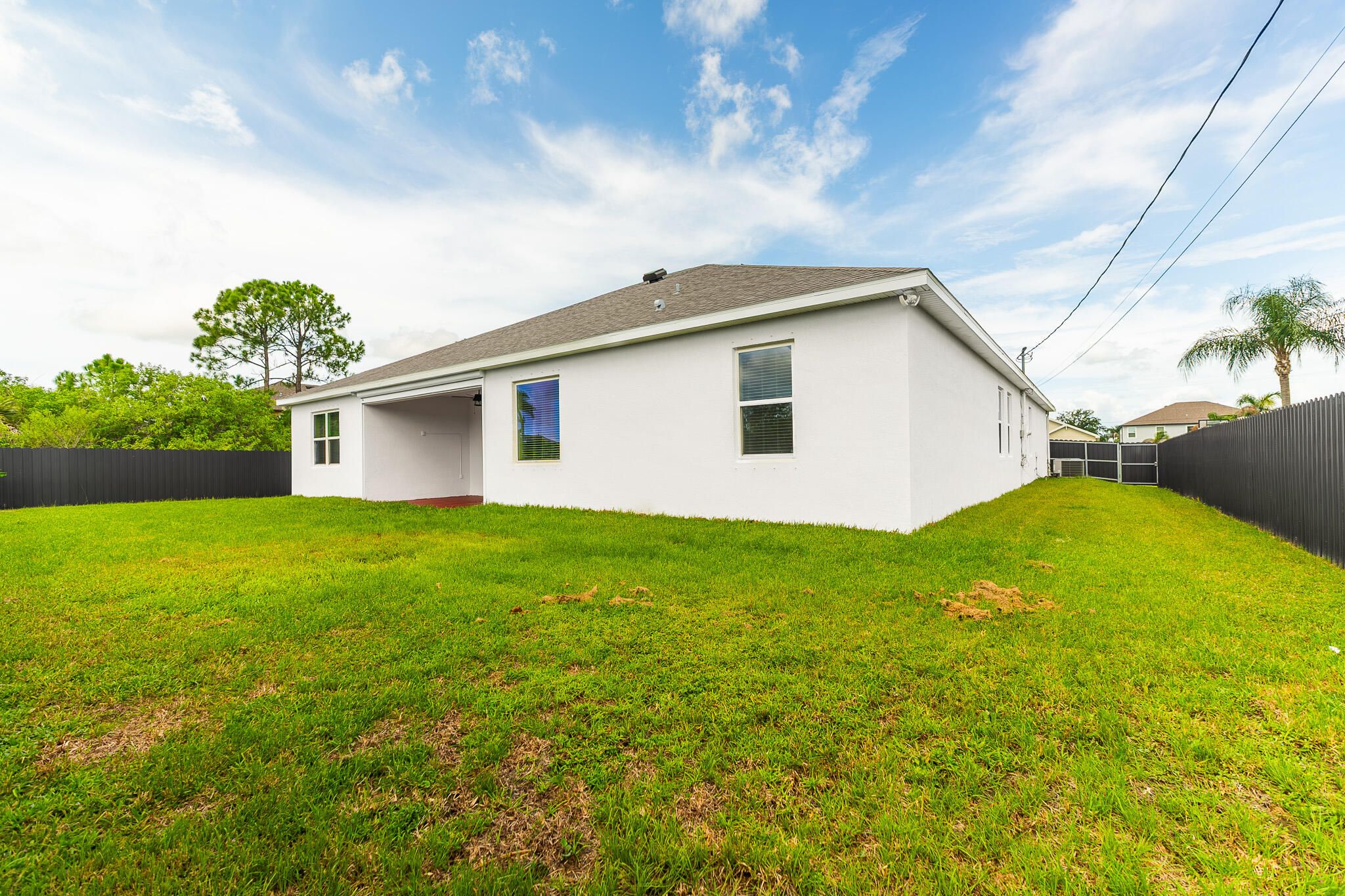 1717 SW Catalonia Street, Port St. Lucie