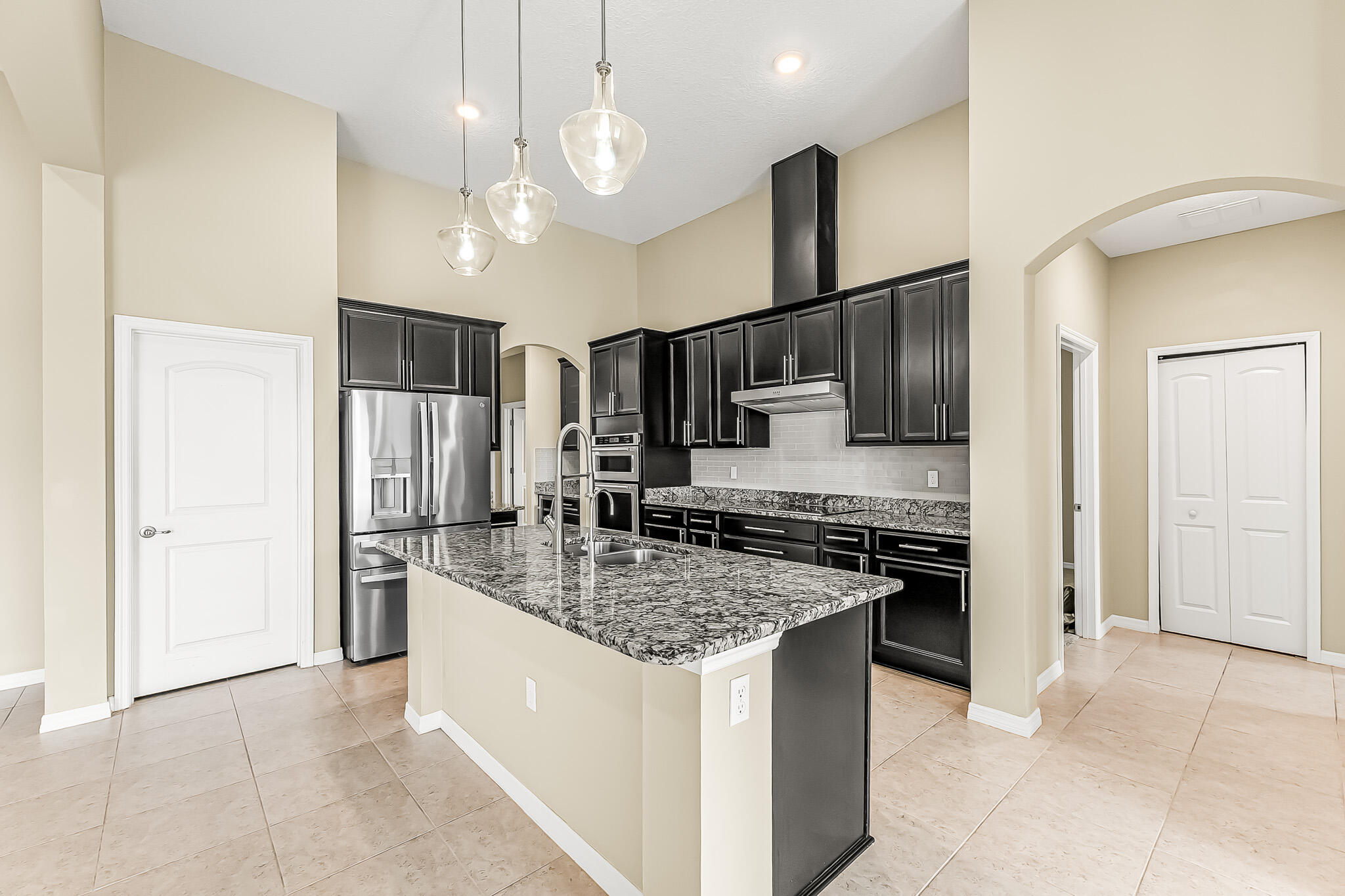 1717 SW Catalonia Street, Port St. Lucie