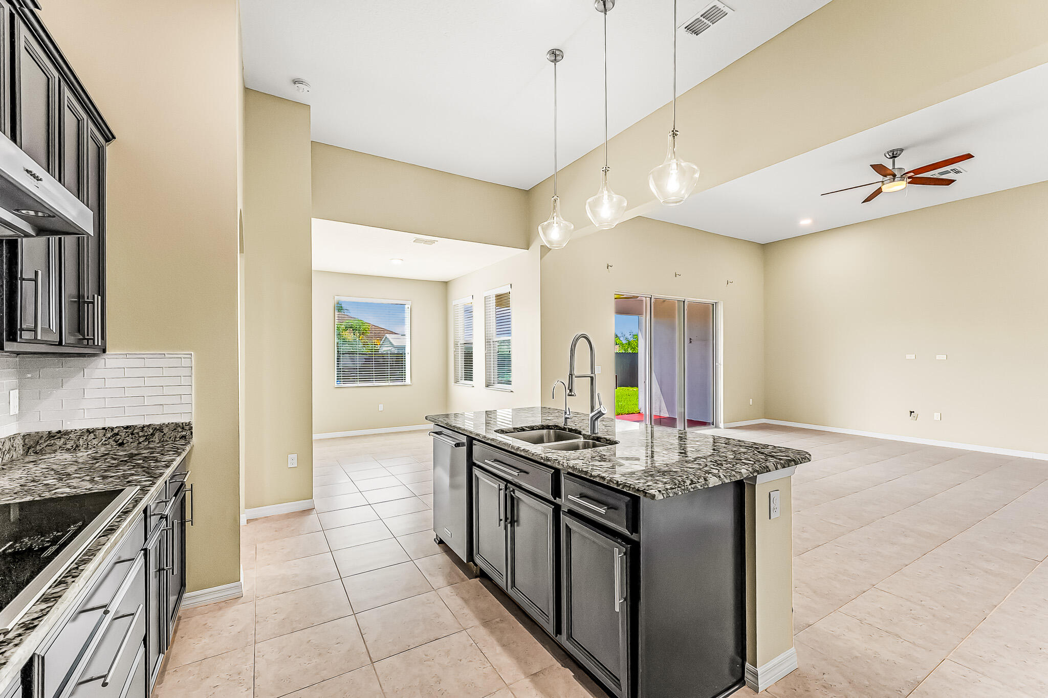 1717 SW Catalonia Street, Port St. Lucie