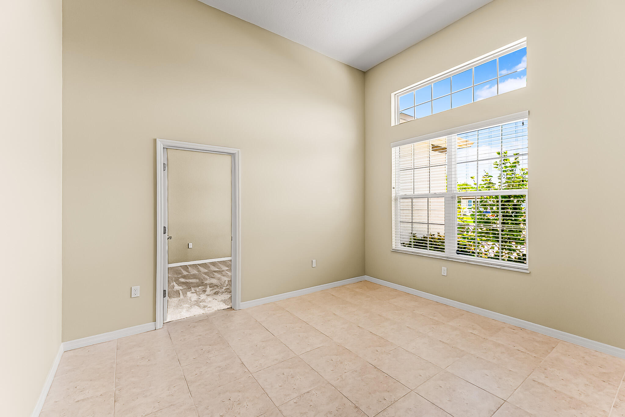 1717 SW Catalonia Street, Port St. Lucie
