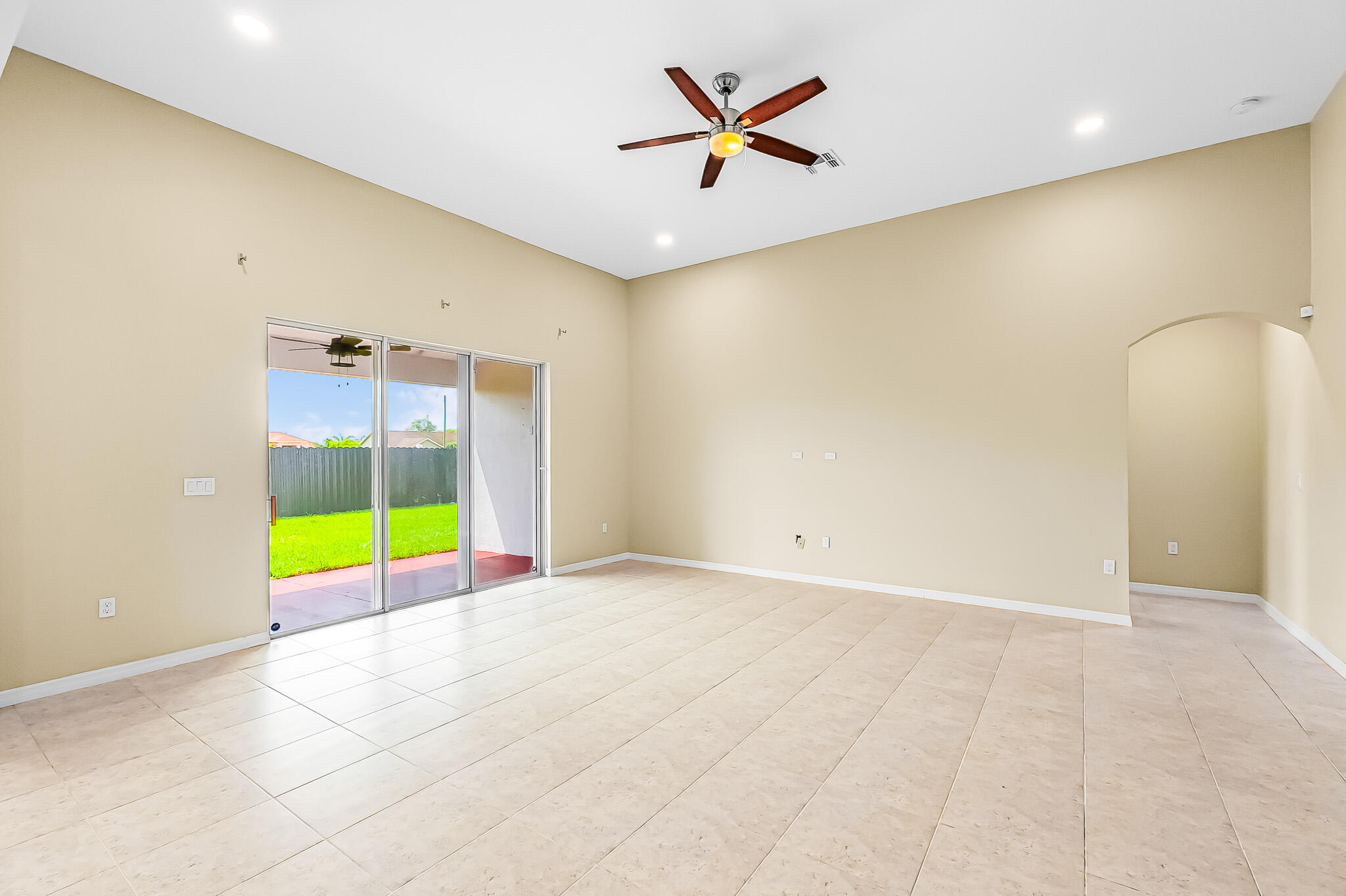 1717 SW Catalonia Street, Port St. Lucie