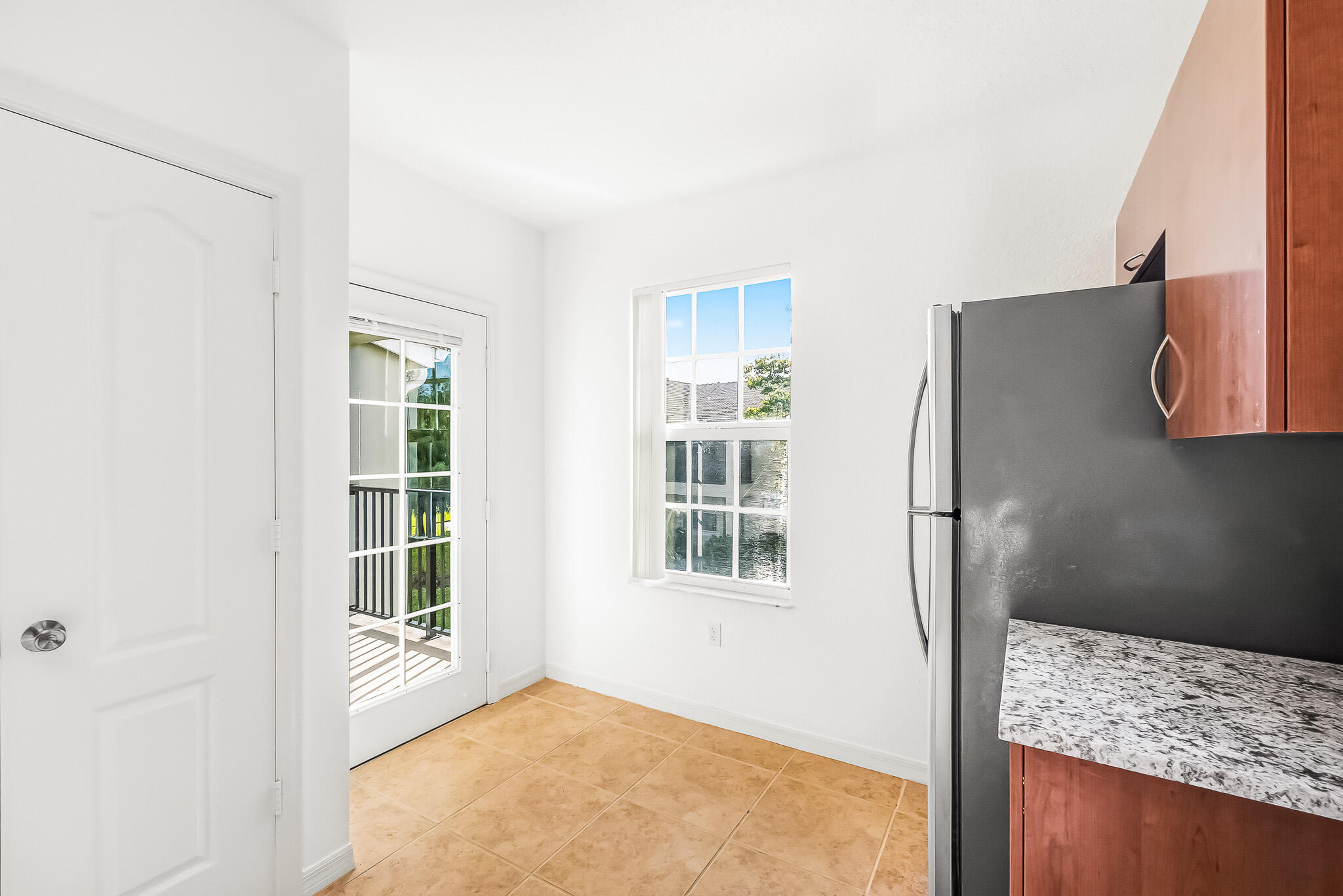 140 SW PEACOCK Boulevard 21-202, Port St. Lucie Unit: 21-202