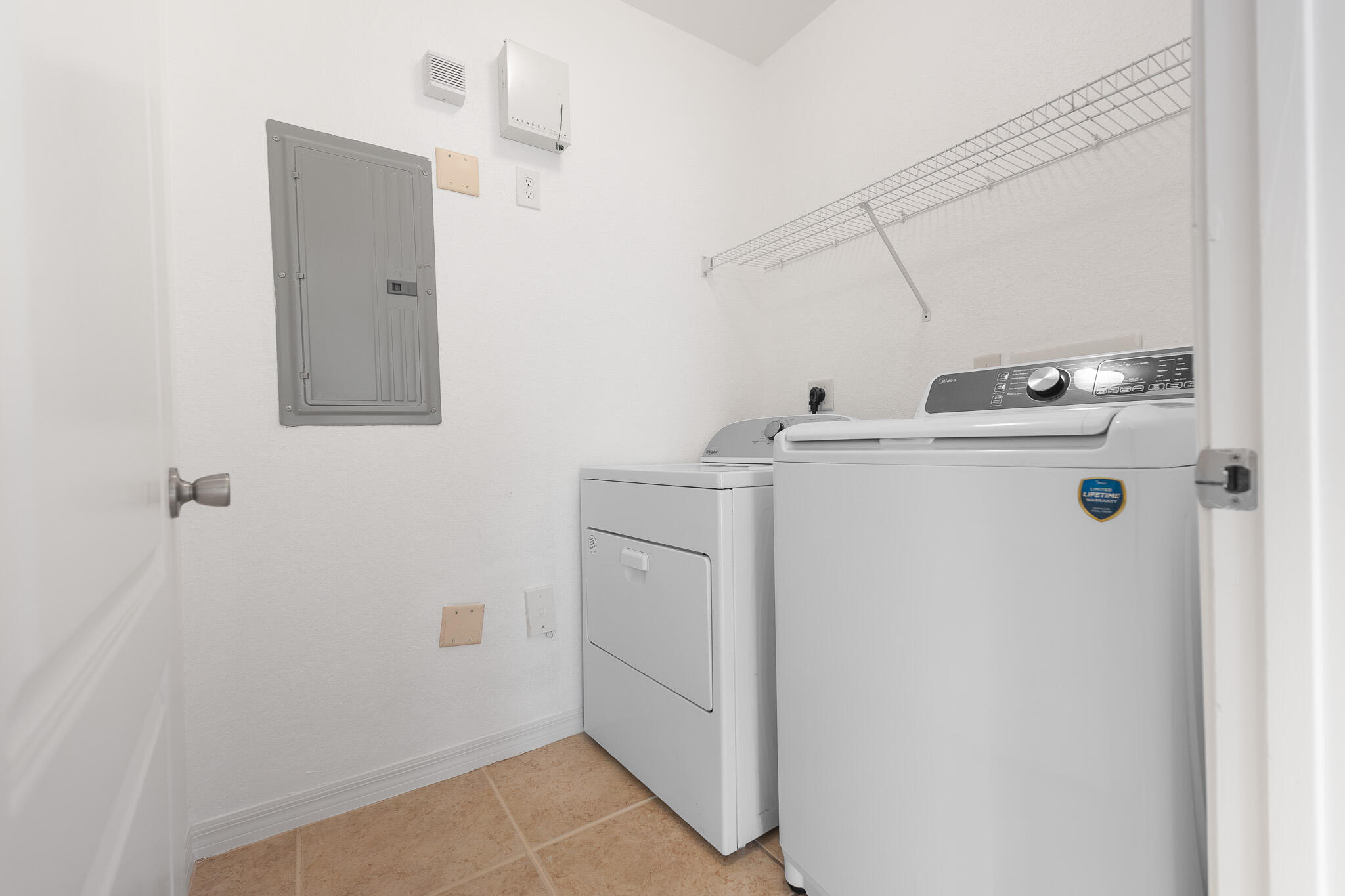 140 SW PEACOCK Boulevard 21-202, Port St. Lucie Unit: 21-202
