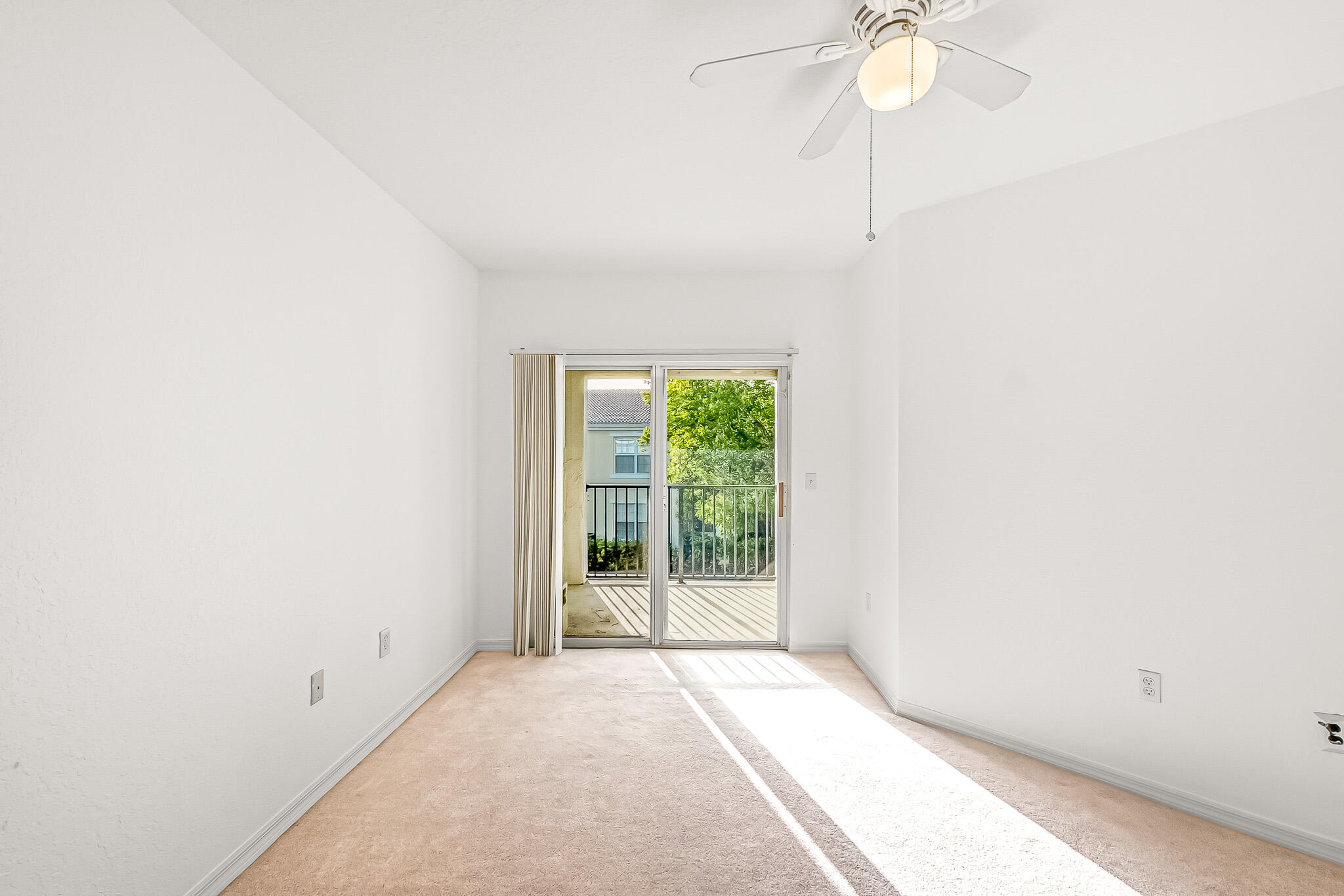 140 SW PEACOCK Boulevard 21-202, Port St. Lucie Unit: 21-202