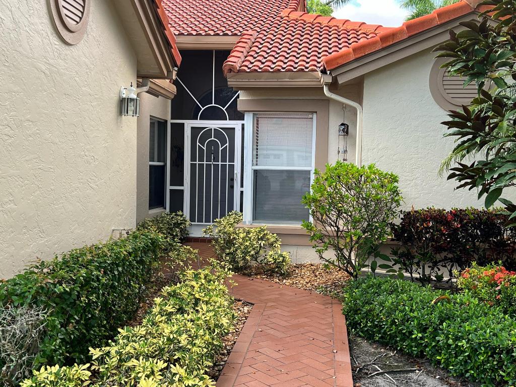 7184 Summer Tree Drive