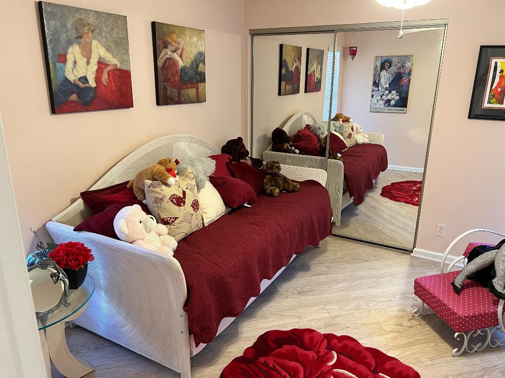 7184 Summer Tree Drive