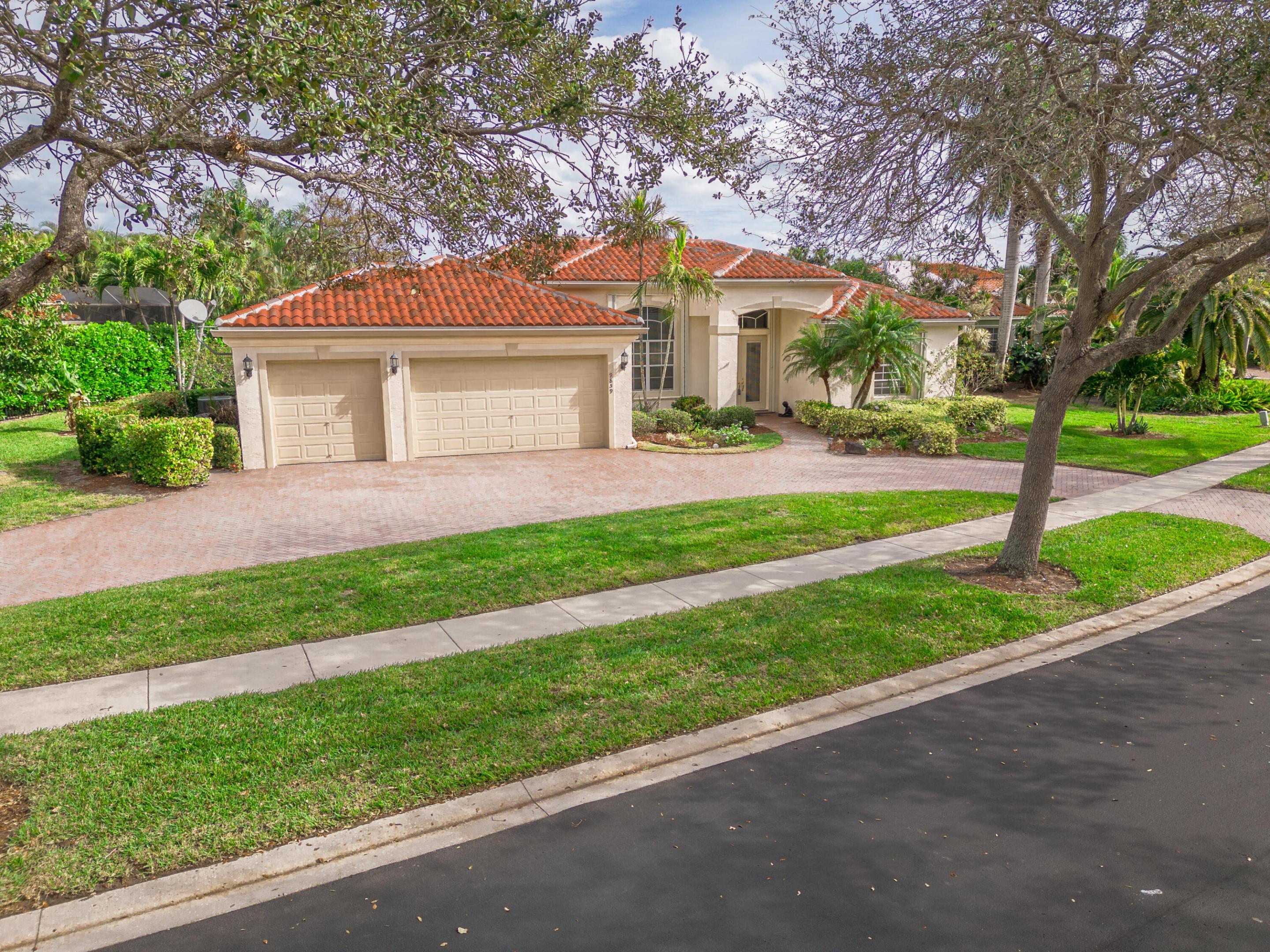 9859 SE Osprey Pointe Drive