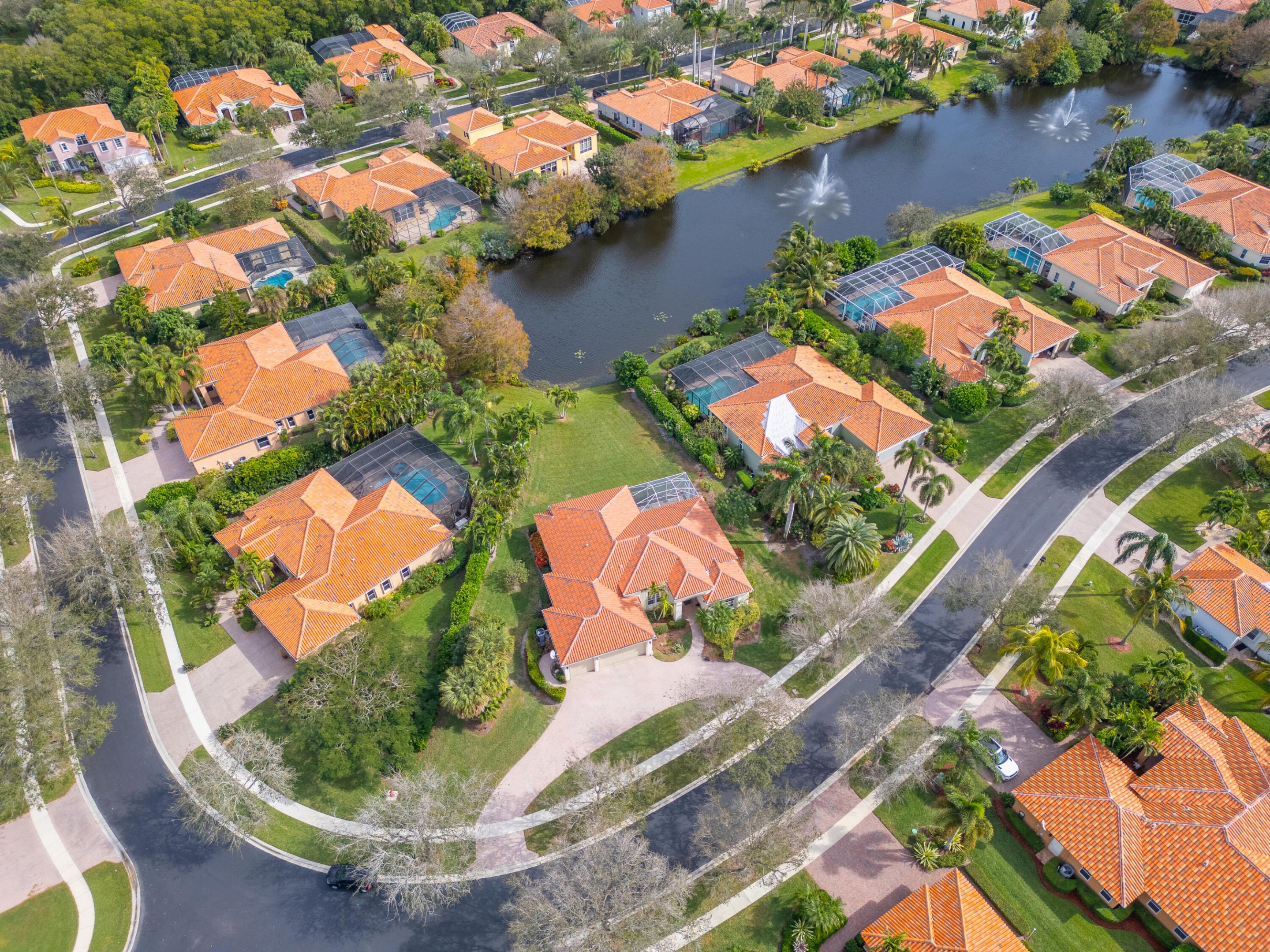 9859 SE Osprey Pointe Drive