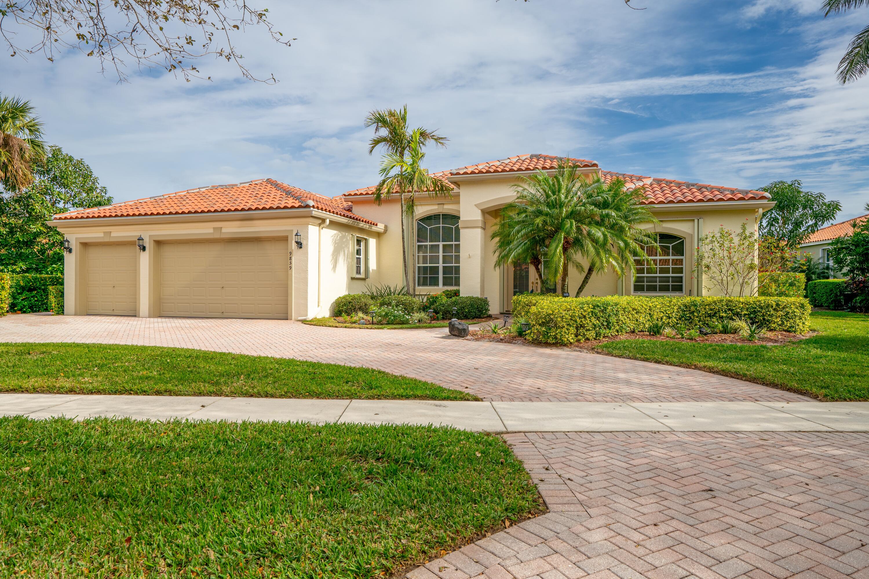 9859 SE Osprey Pointe Drive