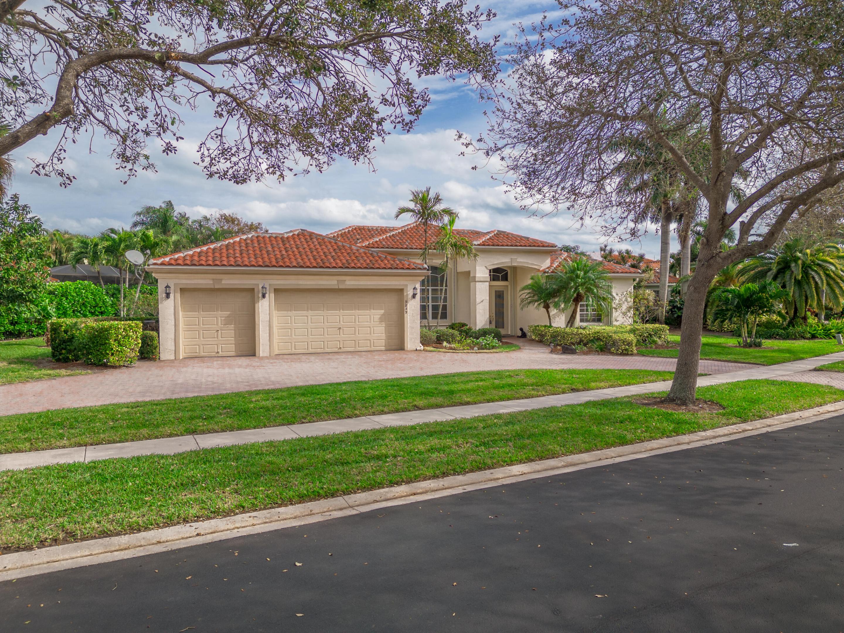 9859 SE Osprey Pointe Drive