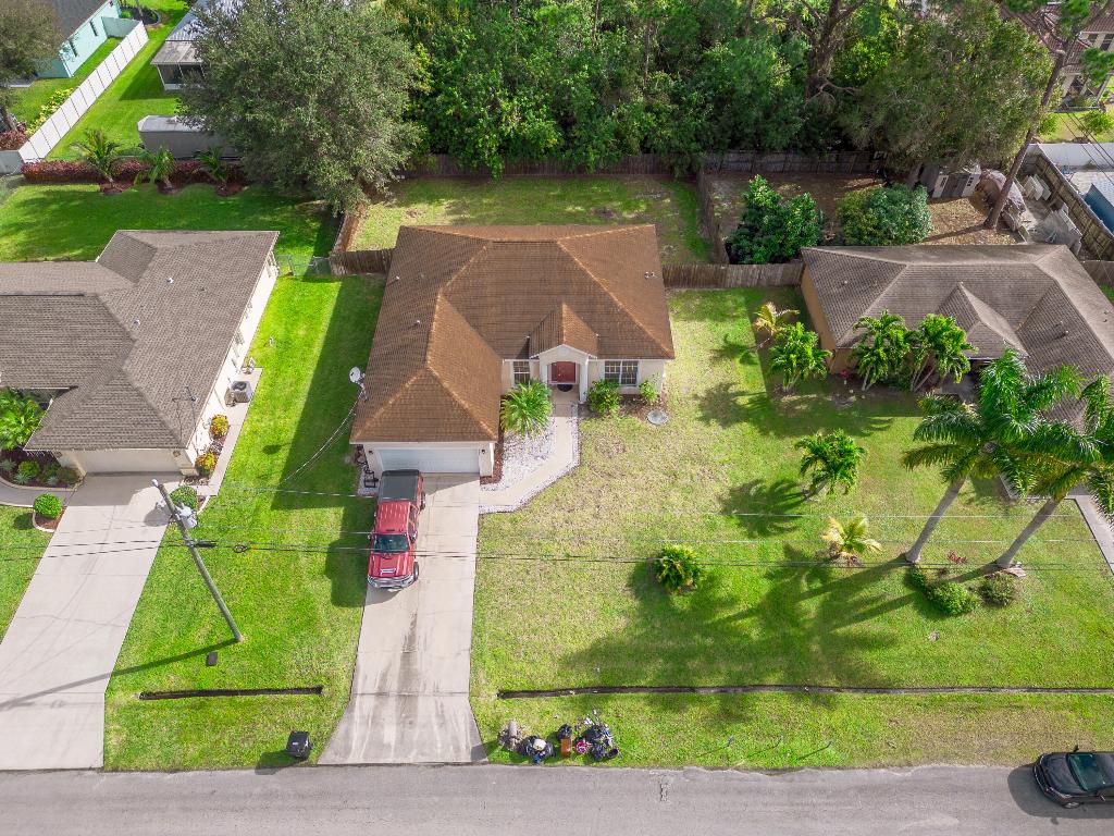 3537 SW Foremost Drive