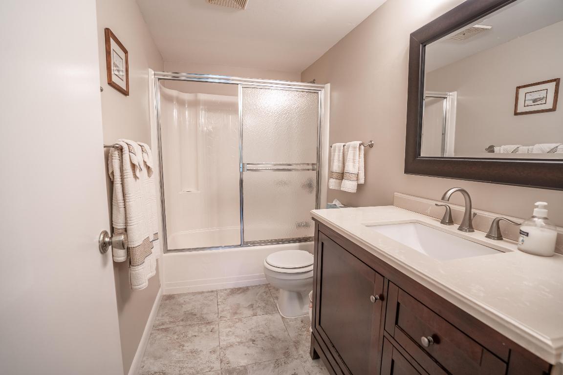 121 SW South River Drive Unit: 206