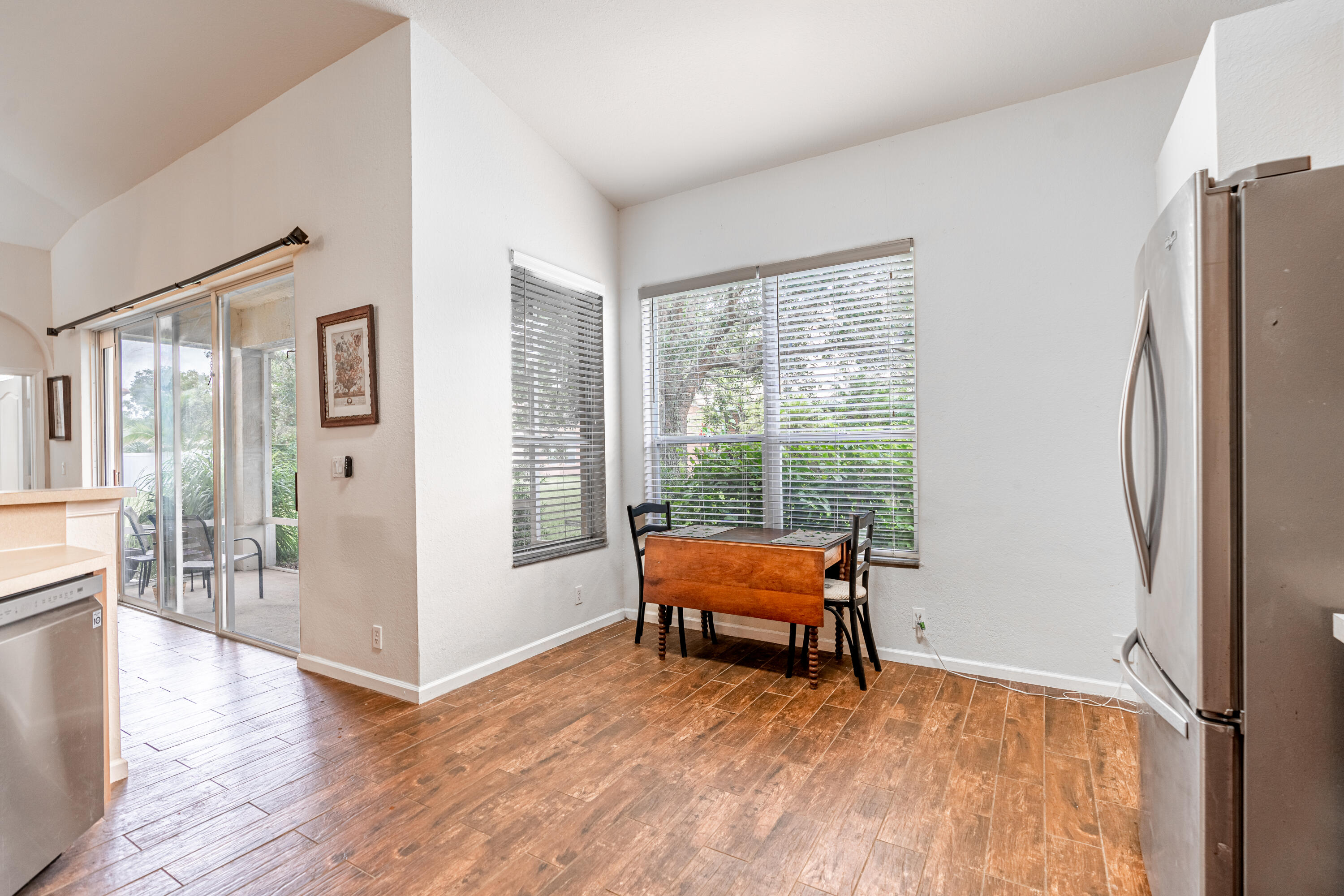 5531 Place Lake Drive