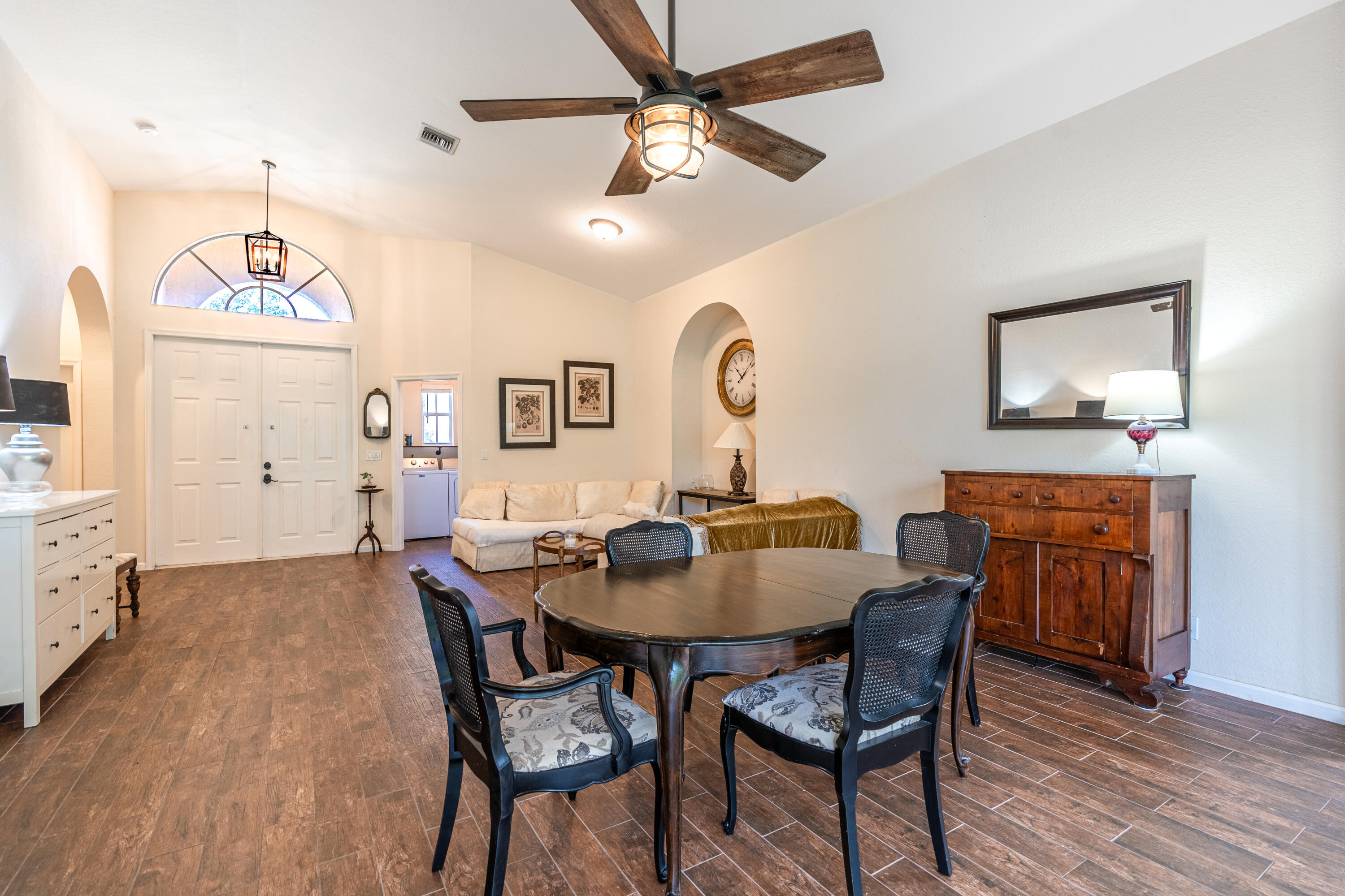 5531 Place Lake Drive