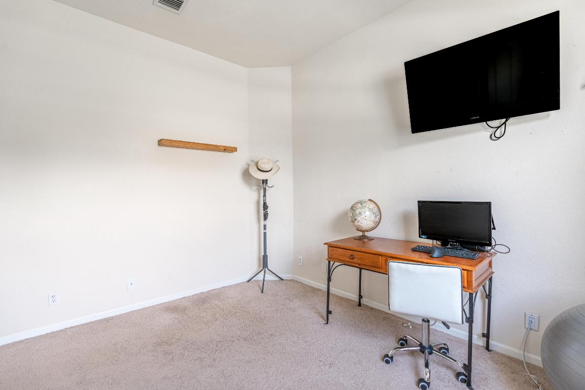 5531 Place Lake Drive