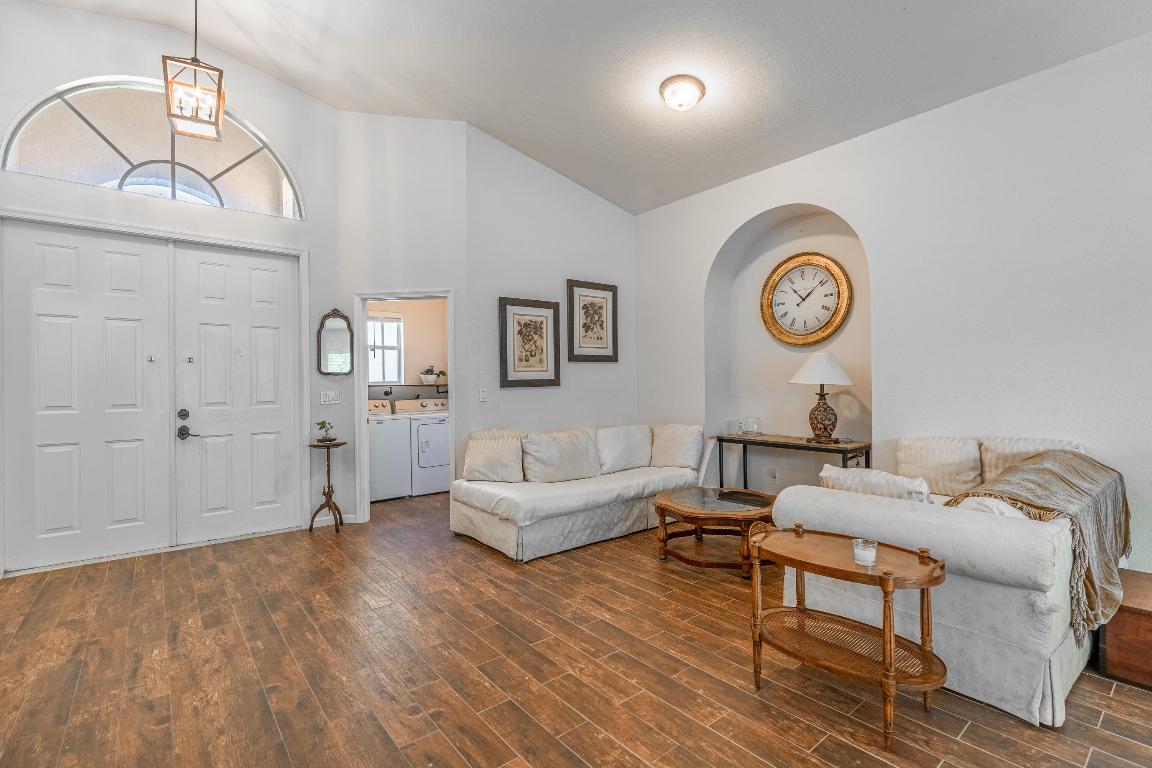 5531 Place Lake Drive