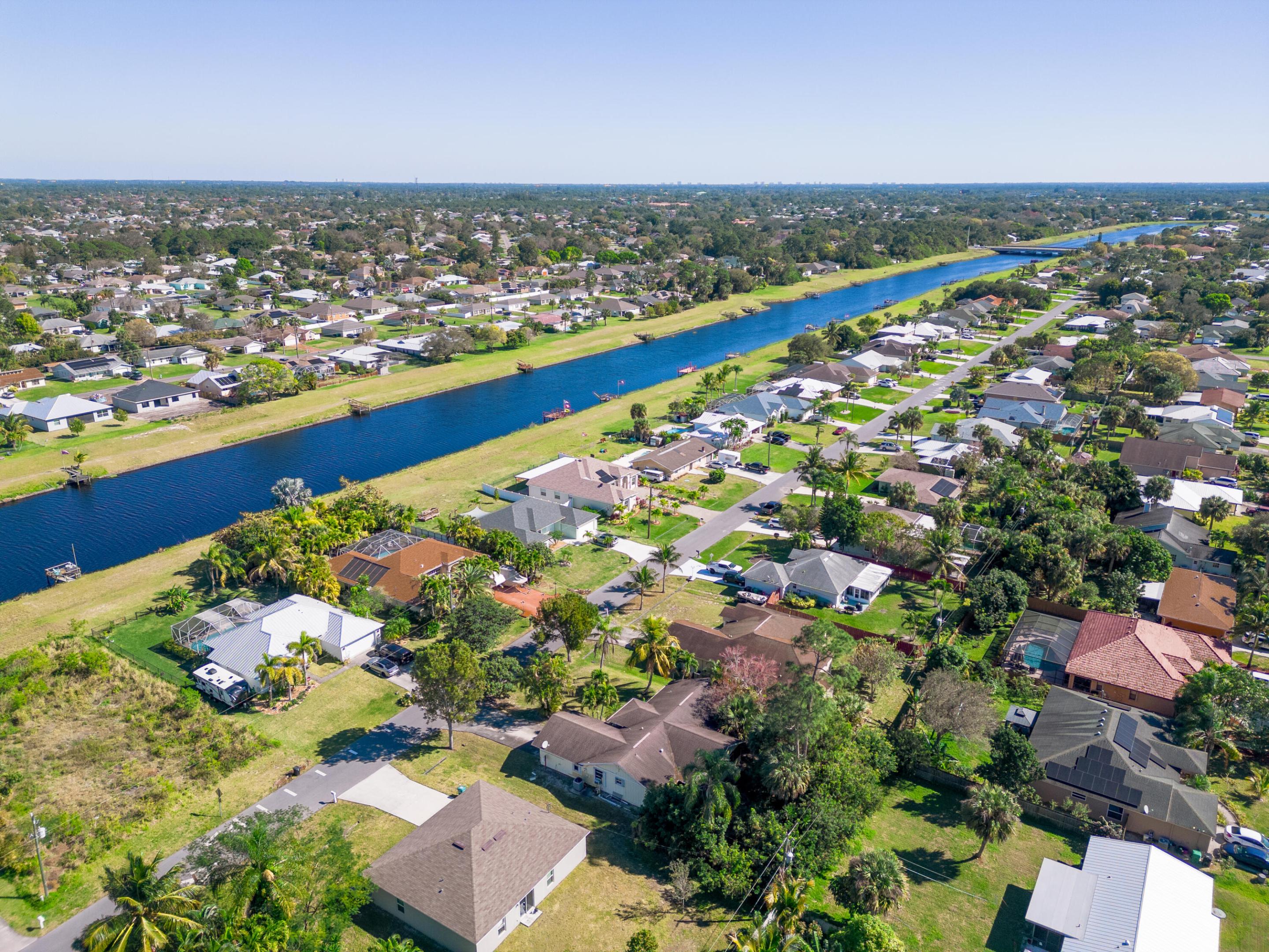 1073 SW Dalton Avenue