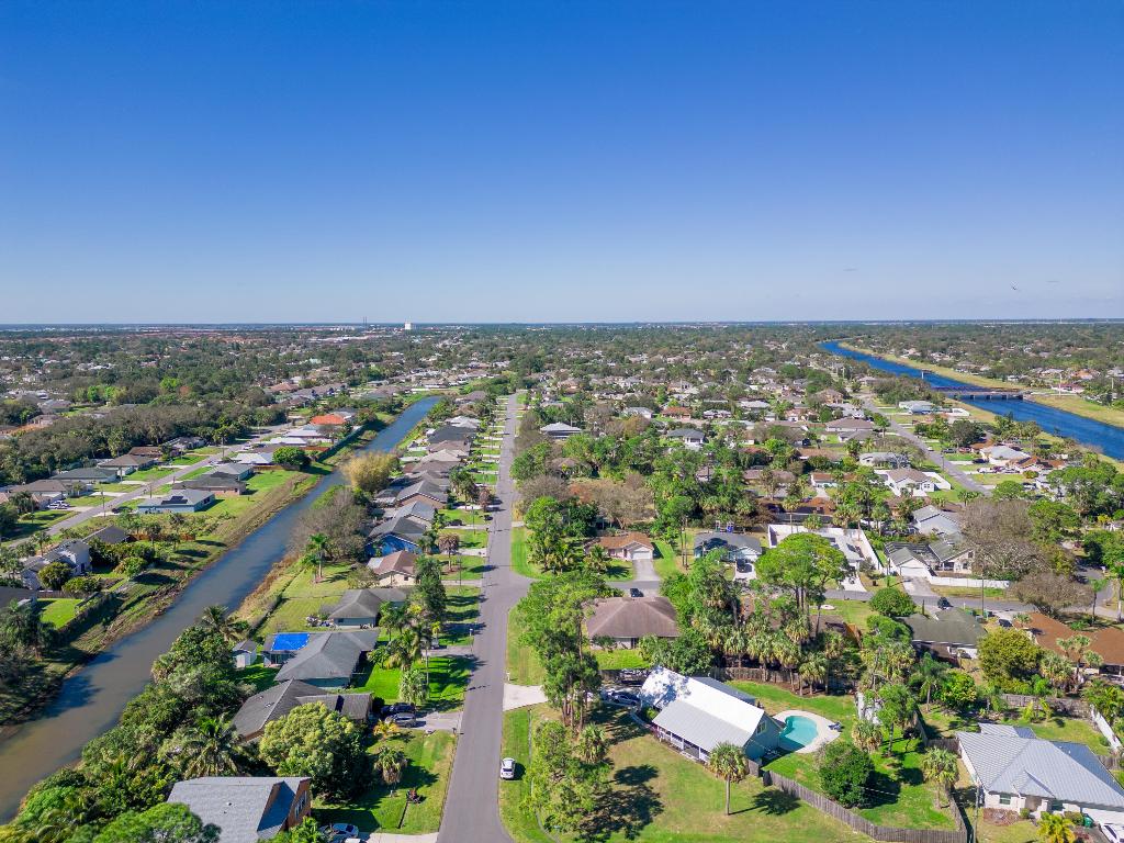 1073 SW Dalton Avenue