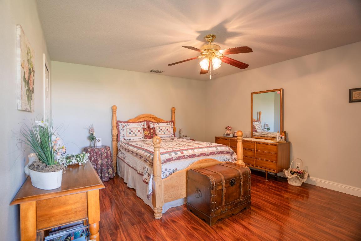 1073 SW Dalton Avenue