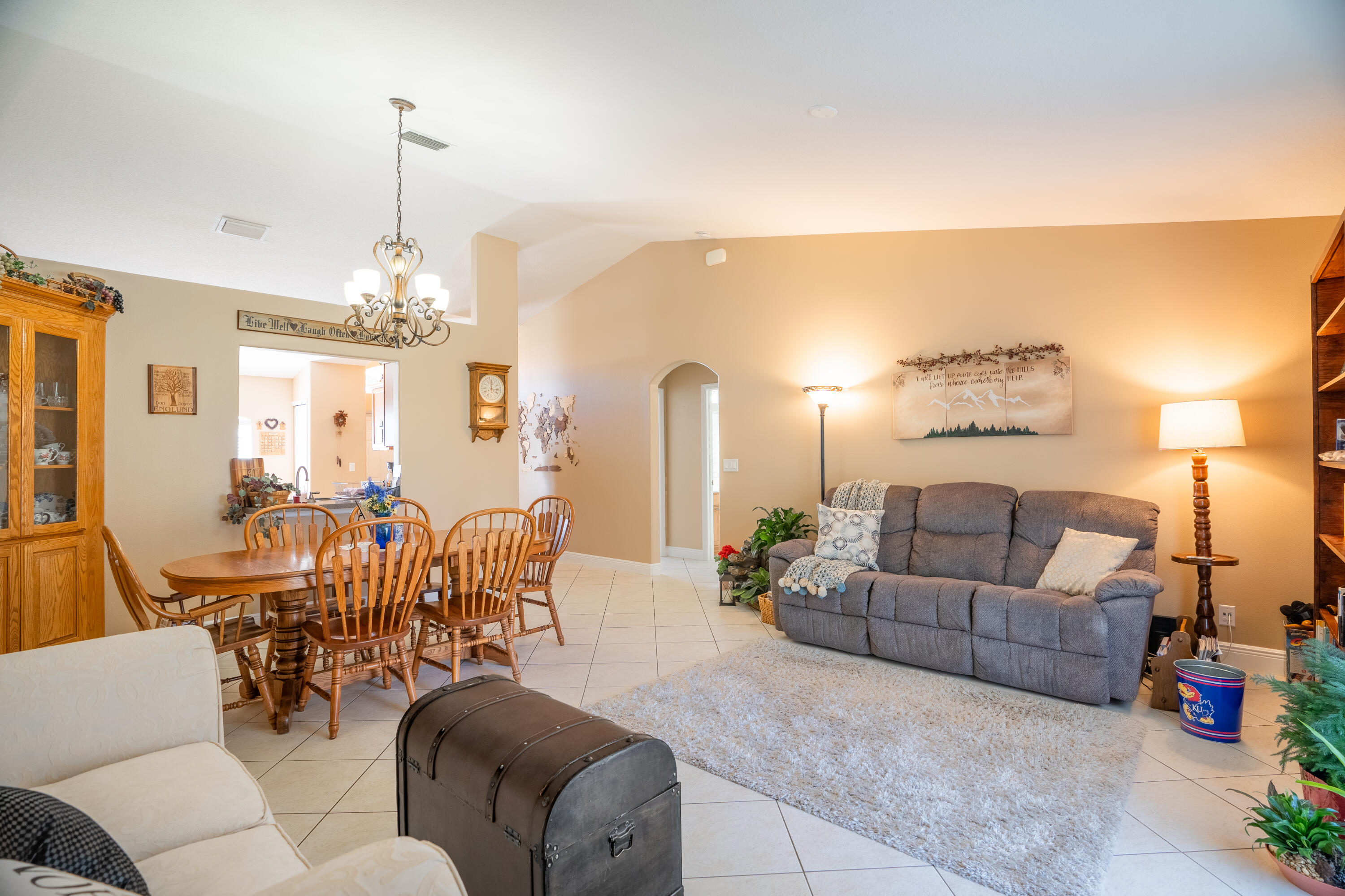 1073 SW Dalton Avenue