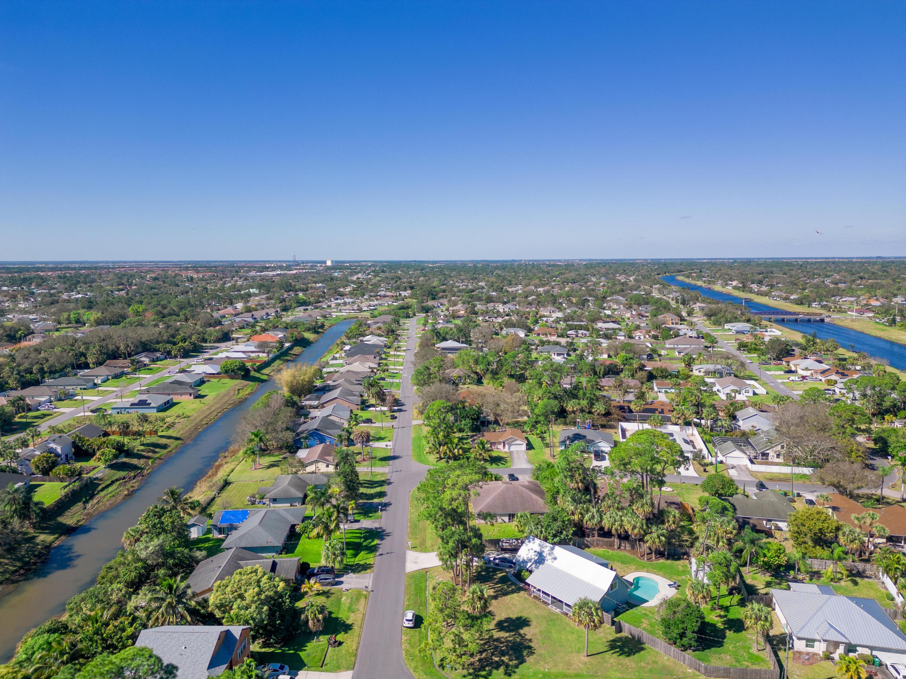 1073 SW Dalton Avenue