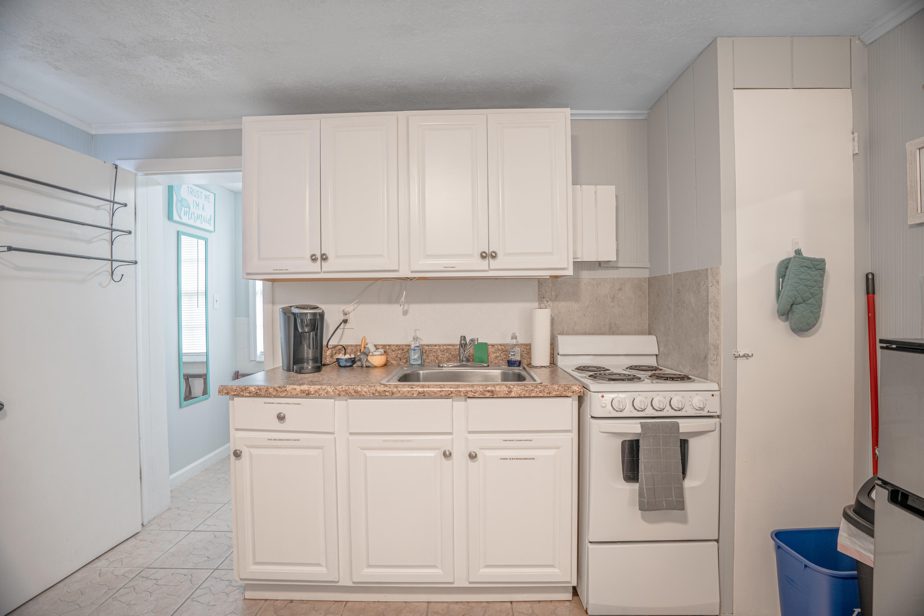 2222 NE Pelican Terrace