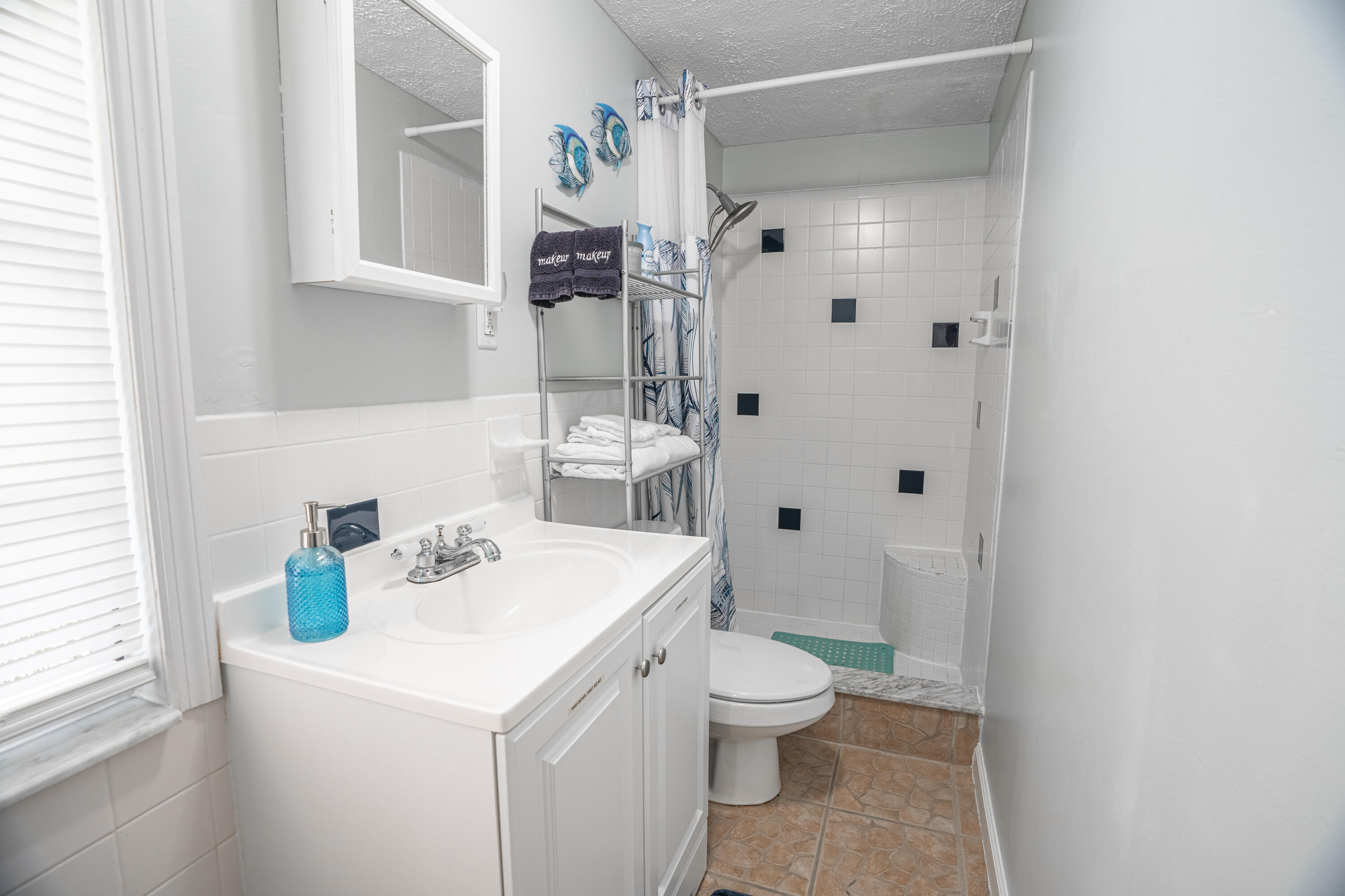 2222 NE Pelican Terrace