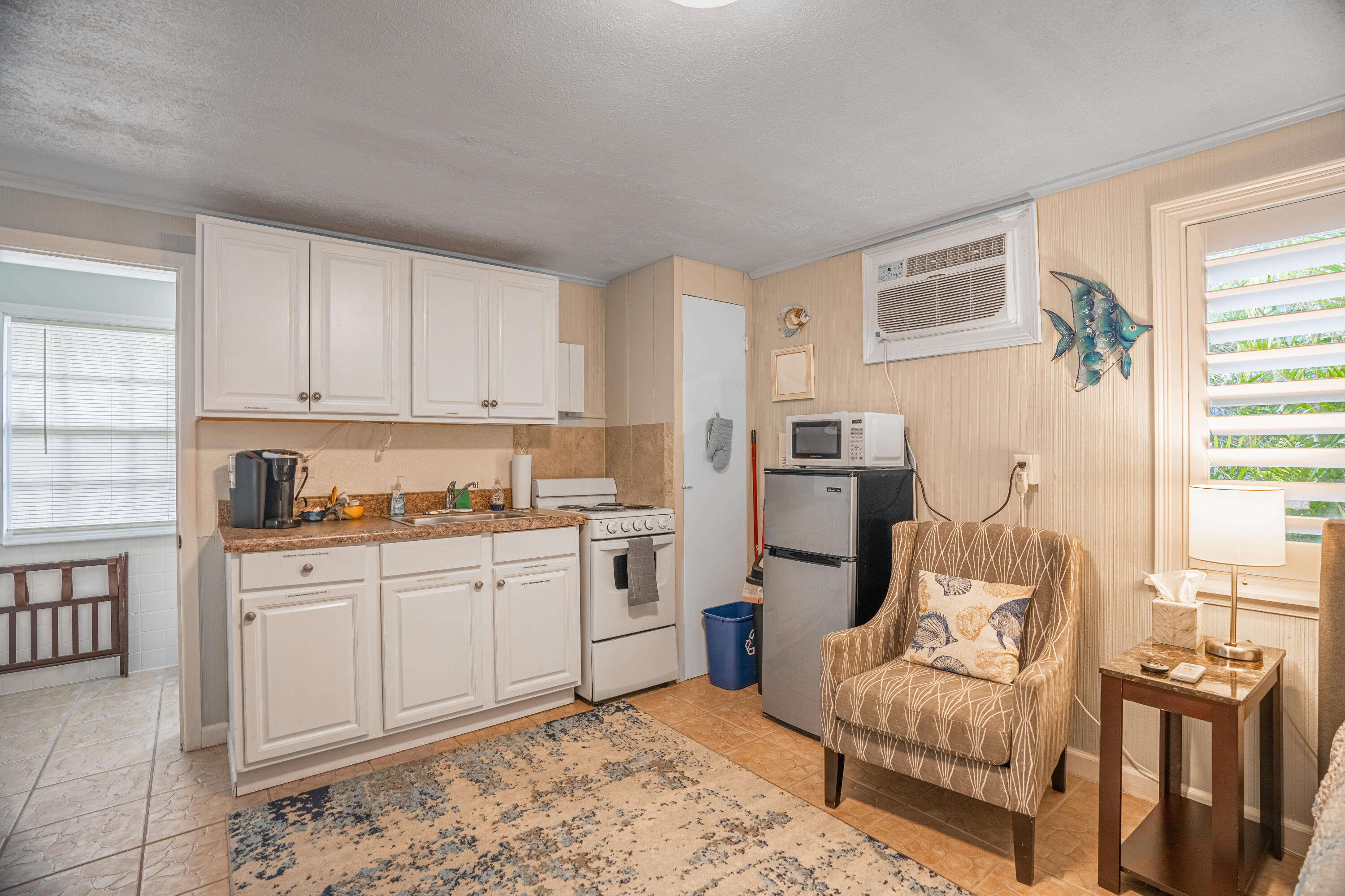 2222 NE Pelican Terrace