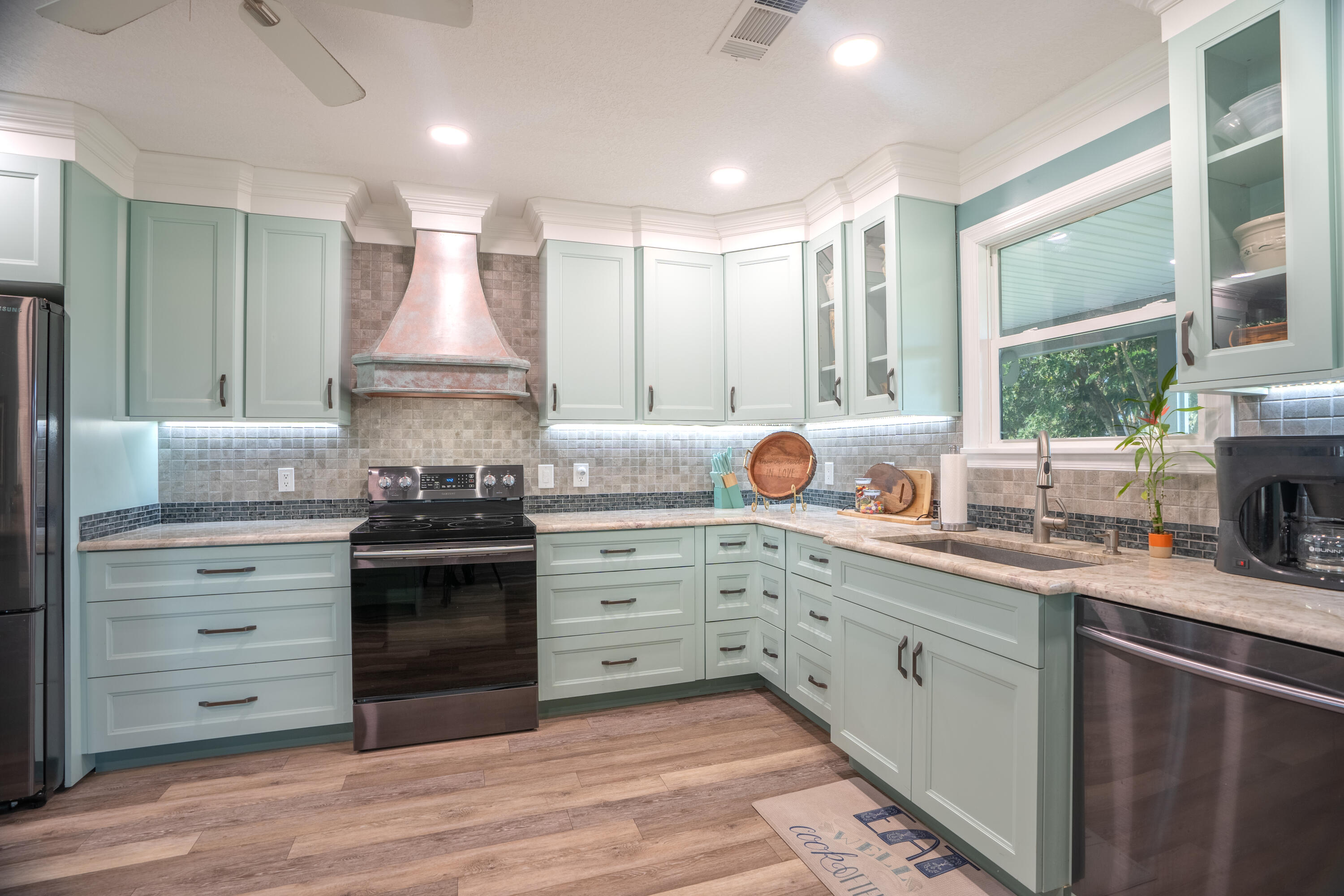 7875 SE Trenton Avenue