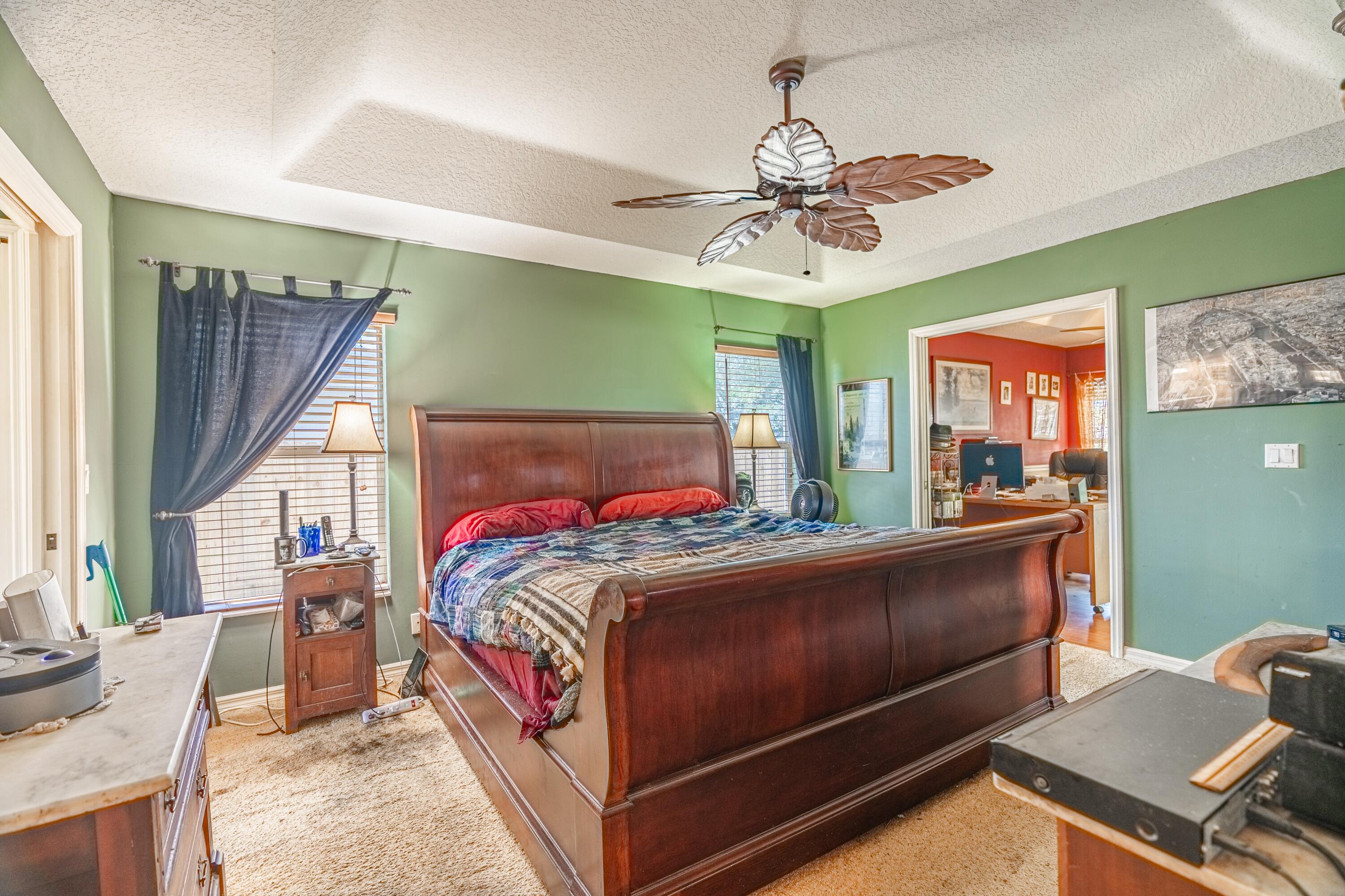 526 NW Bayshore Boulevard