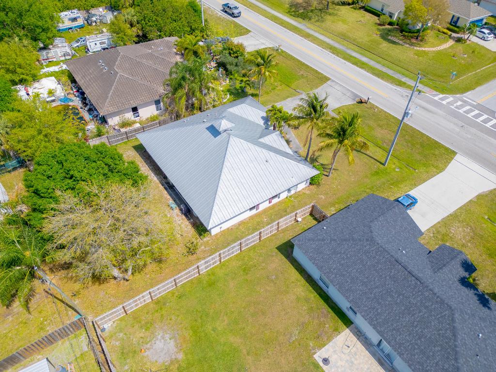 526 NW Bayshore Boulevard