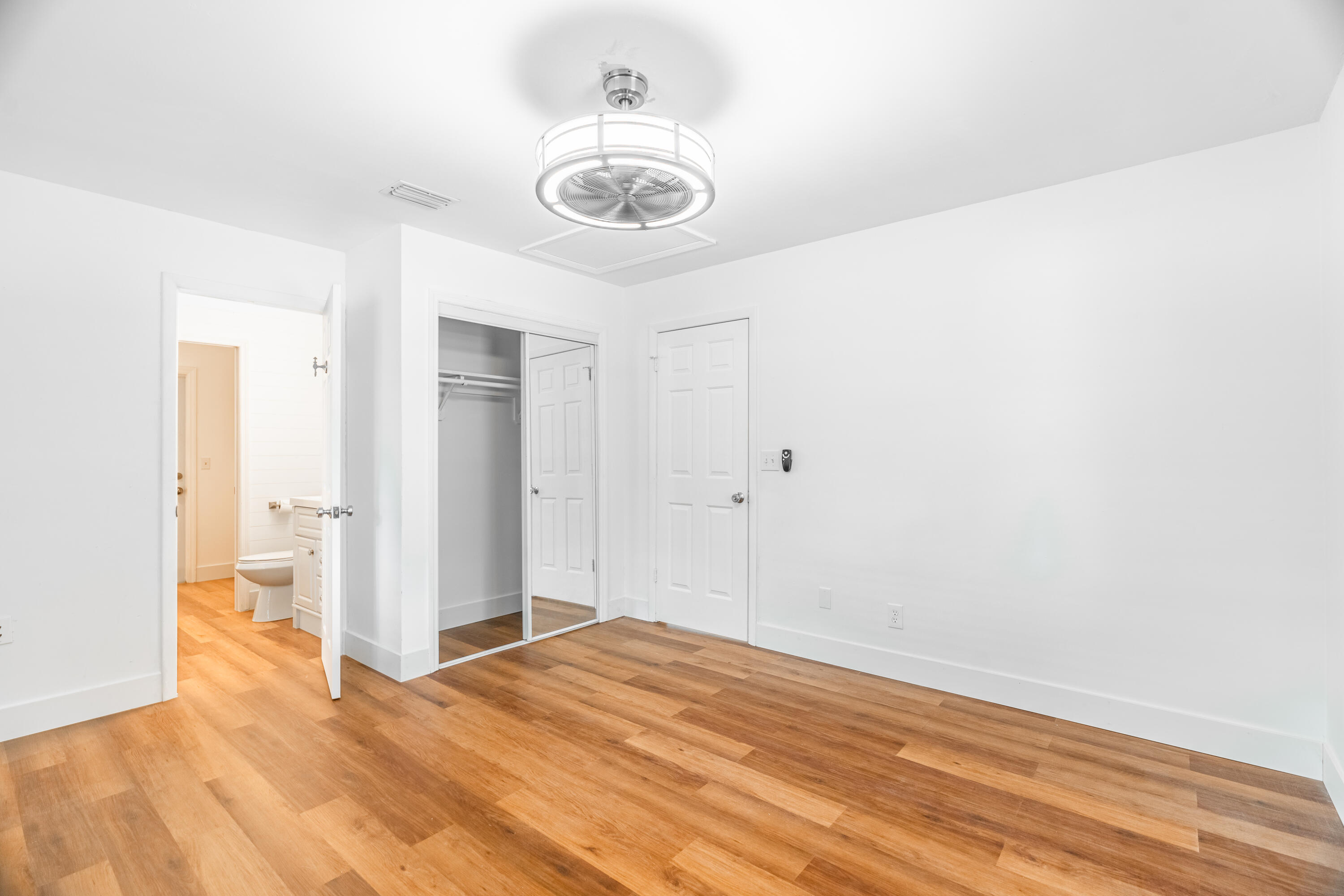 6475 5th Street