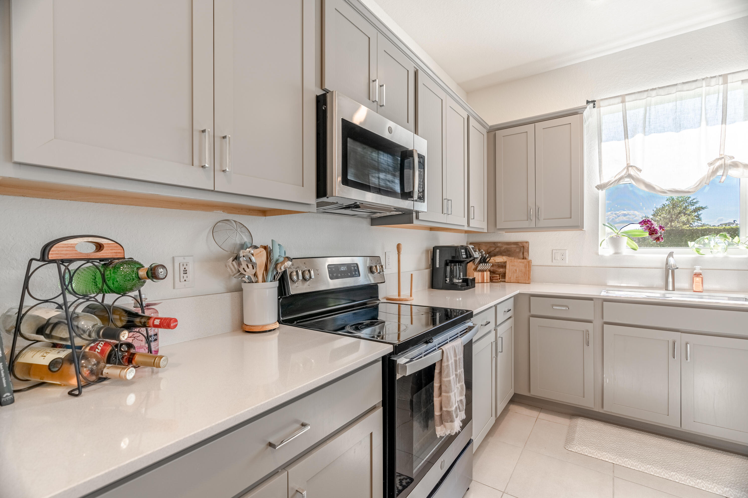 7617 NW Greenbank Circle