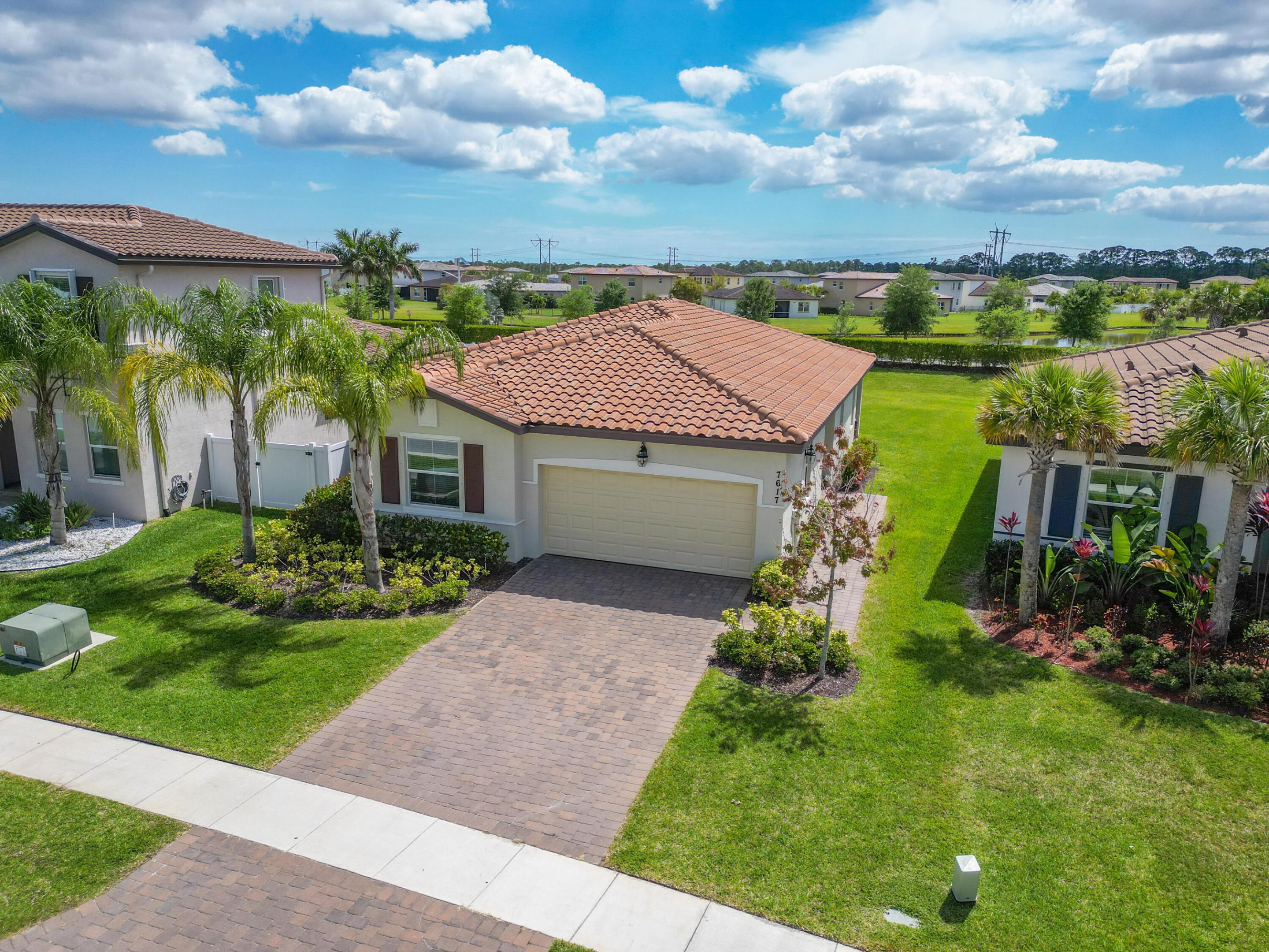 7617 NW Greenbank Circle