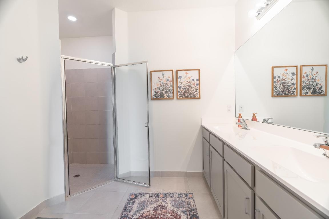 7617 NW Greenbank Circle