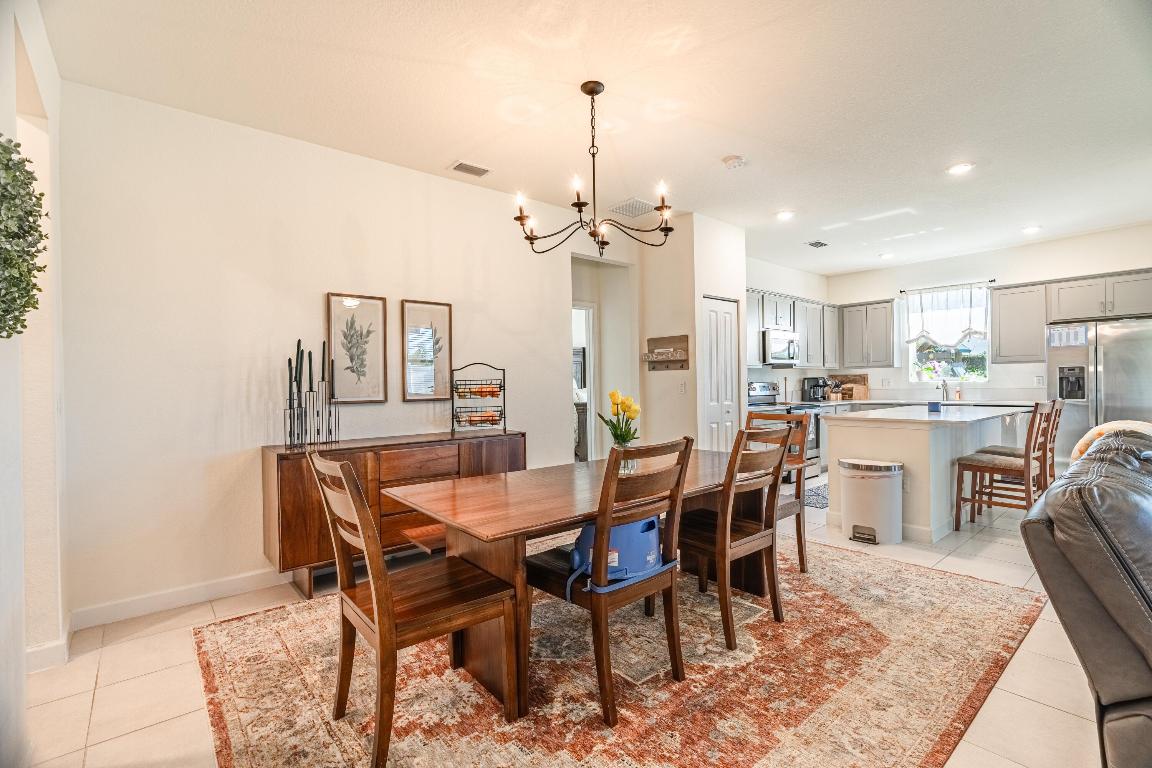 7617 NW Greenbank Circle